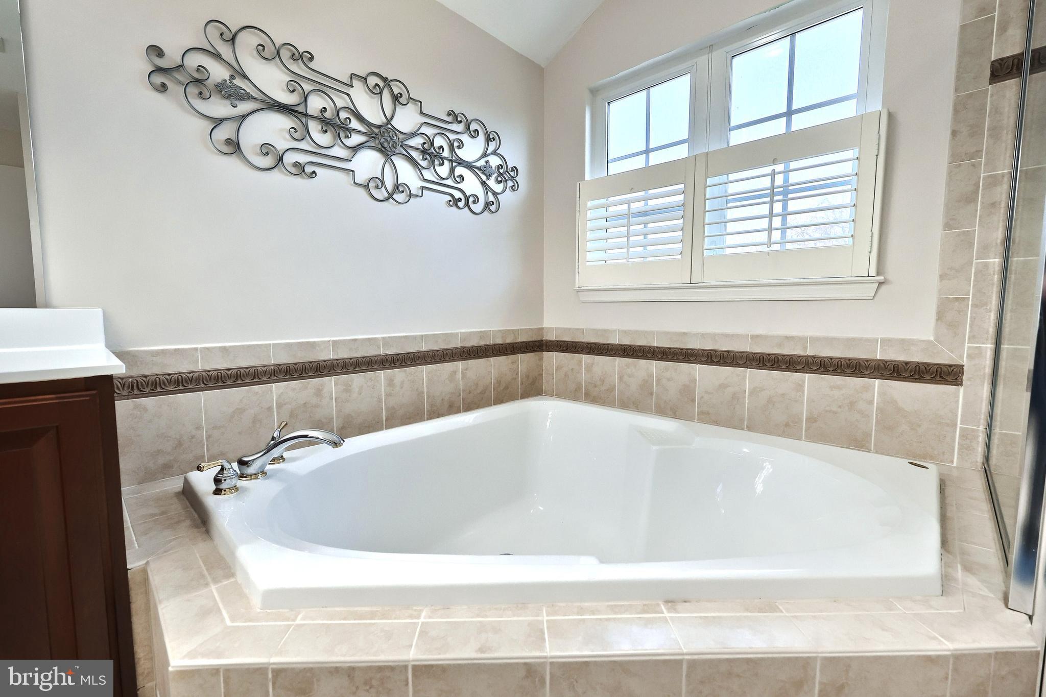 SUMMIT  RIDGE - Residential