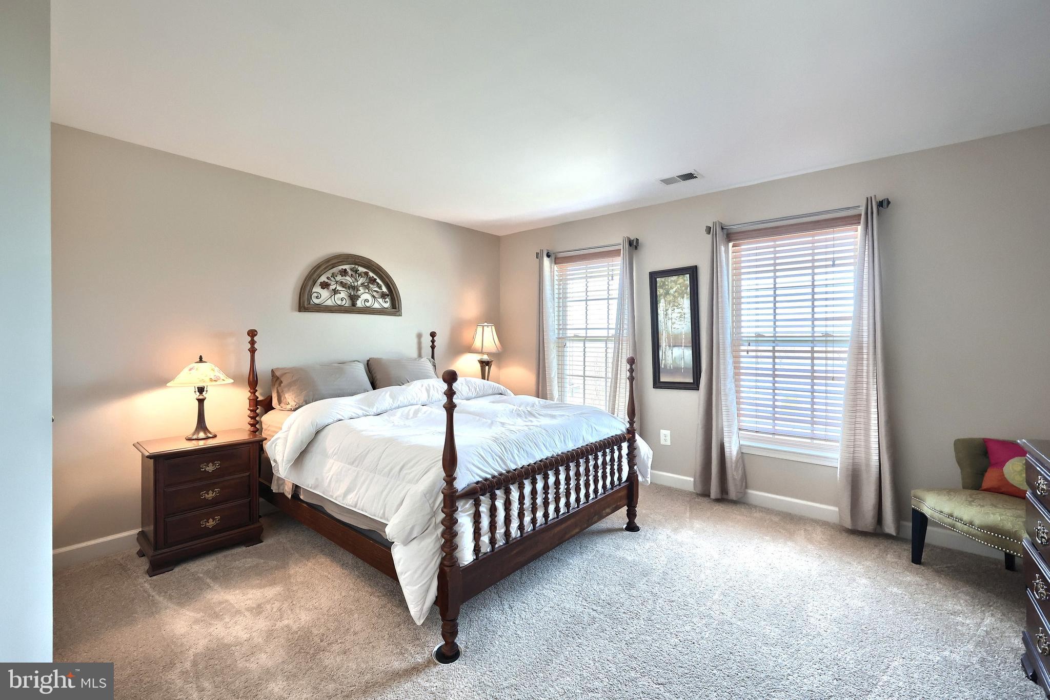 SUMMIT  RIDGE - Residential