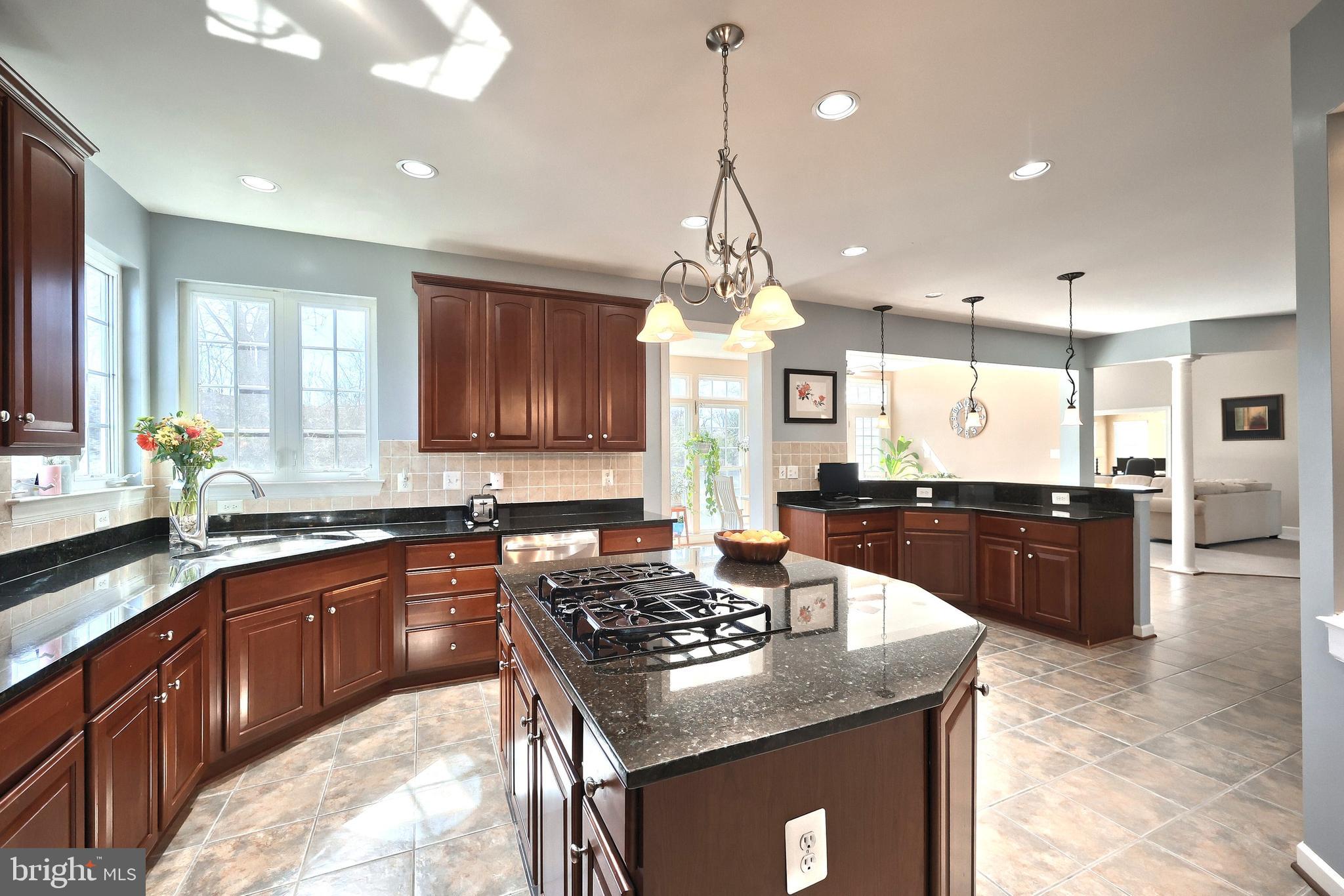 SUMMIT  RIDGE - Residential