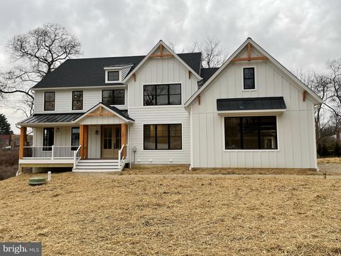 9 DUBLIN ROAD PERKASIE PA 18944