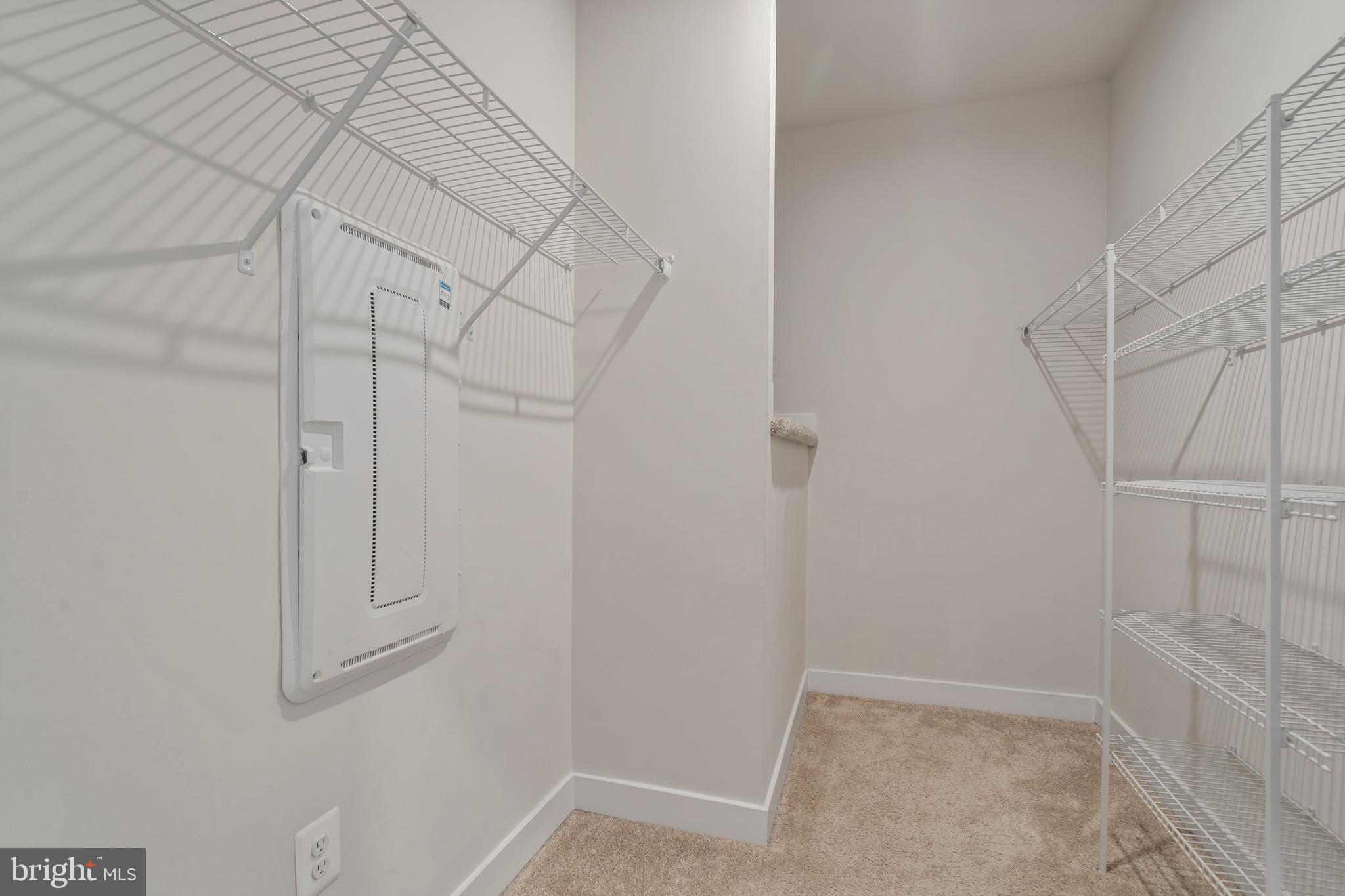 OAKDALE VILLAGE - Residential Lease