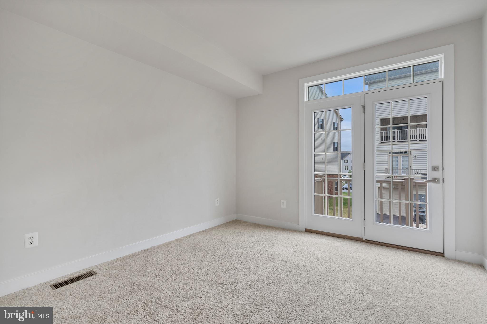 OAKDALE VILLAGE - Residential Lease