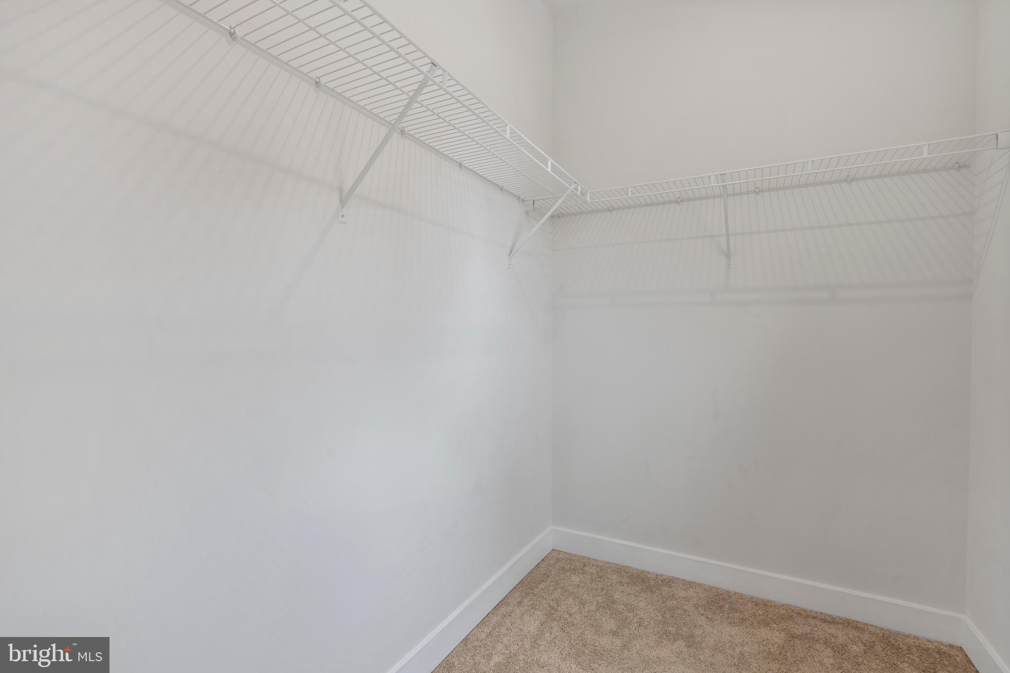 OAKDALE VILLAGE - Residential Lease