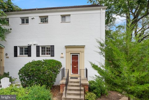 3731 LYONS LANE ALEXANDRIA VA 22302