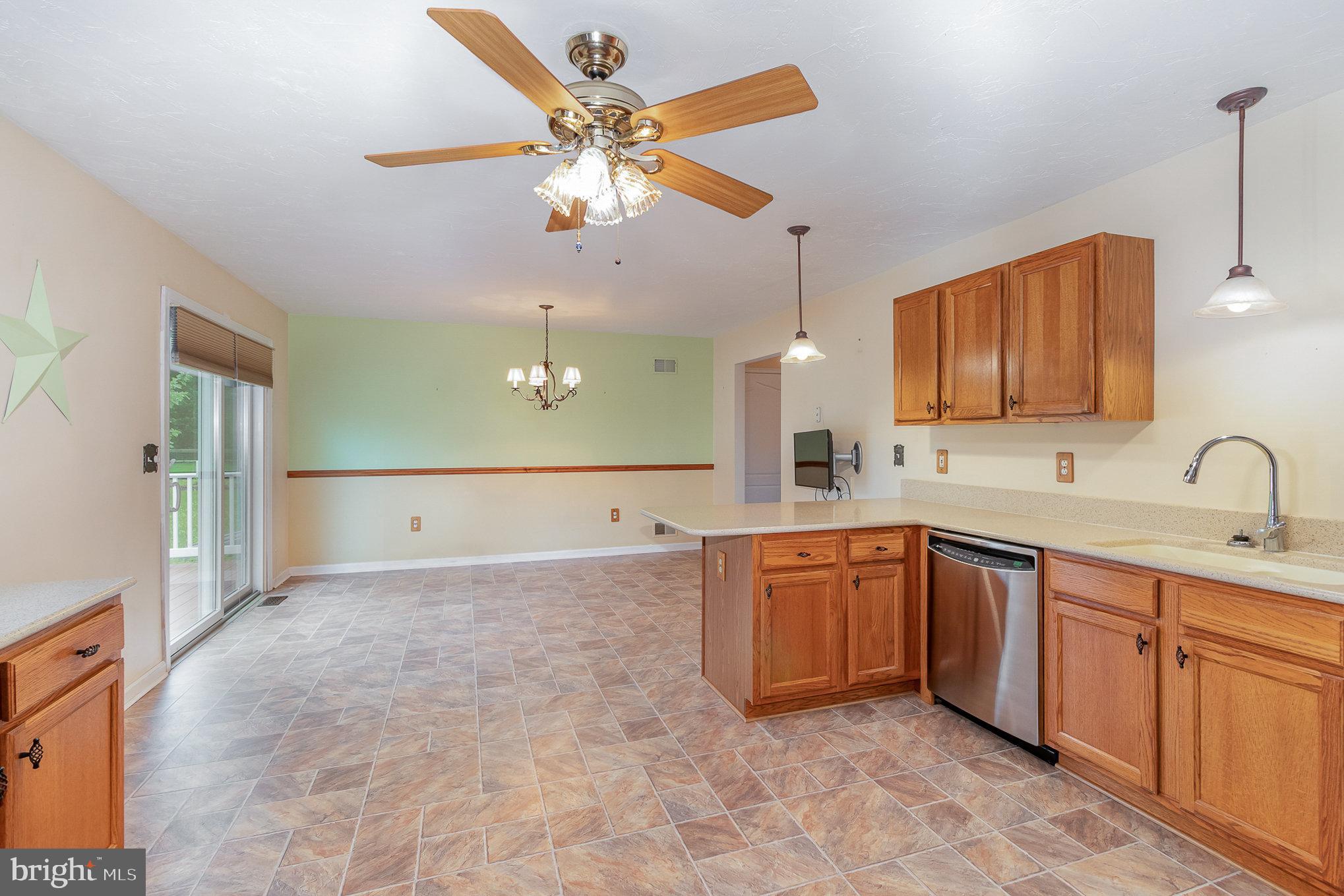 FOX MEADOWS - Residential