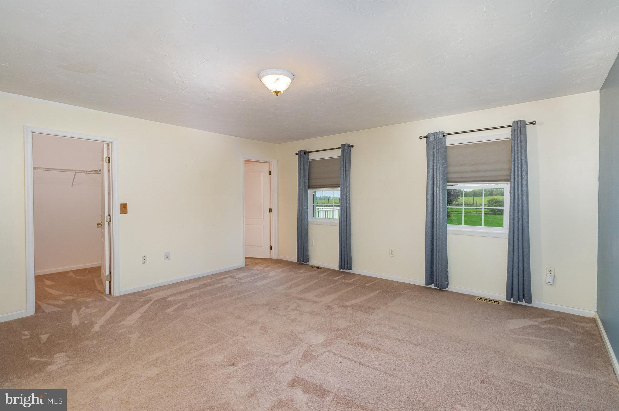 FOX MEADOWS - Residential