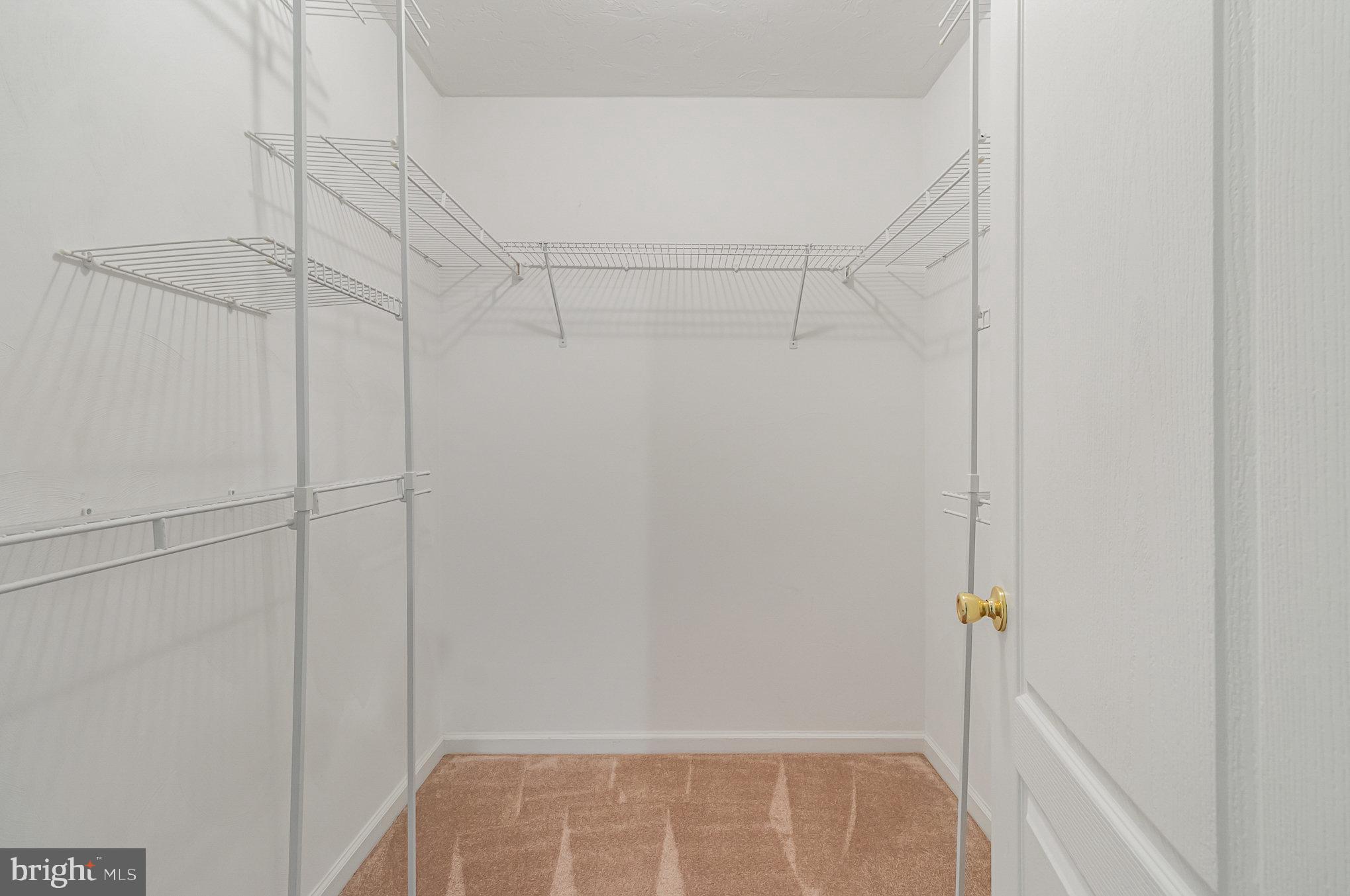 FOX MEADOWS - Residential