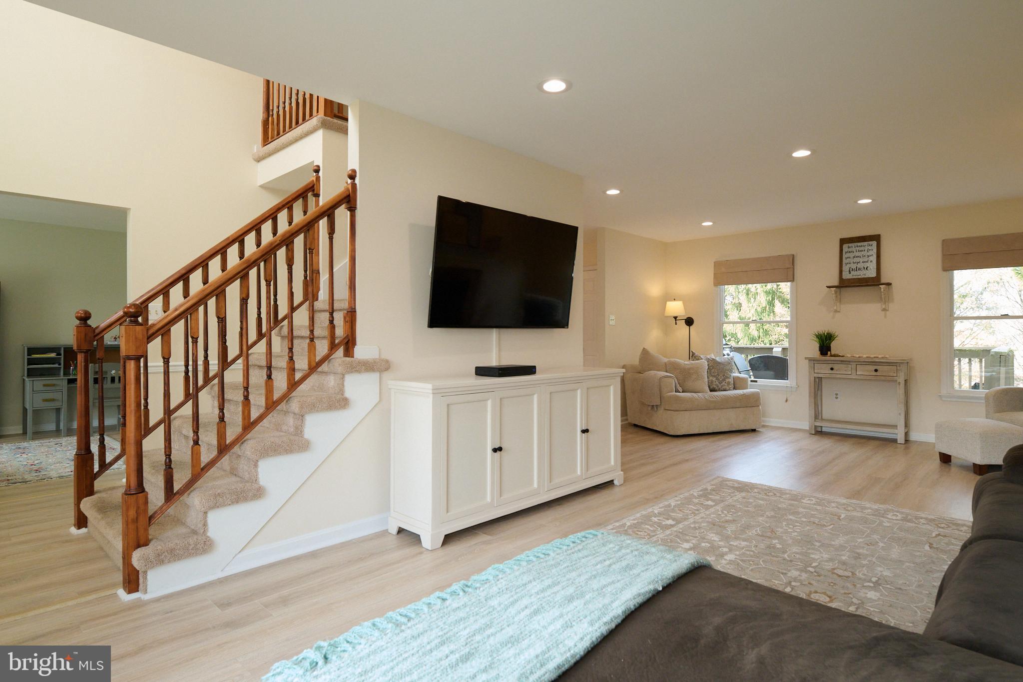 STONEBRIDGE - Residential