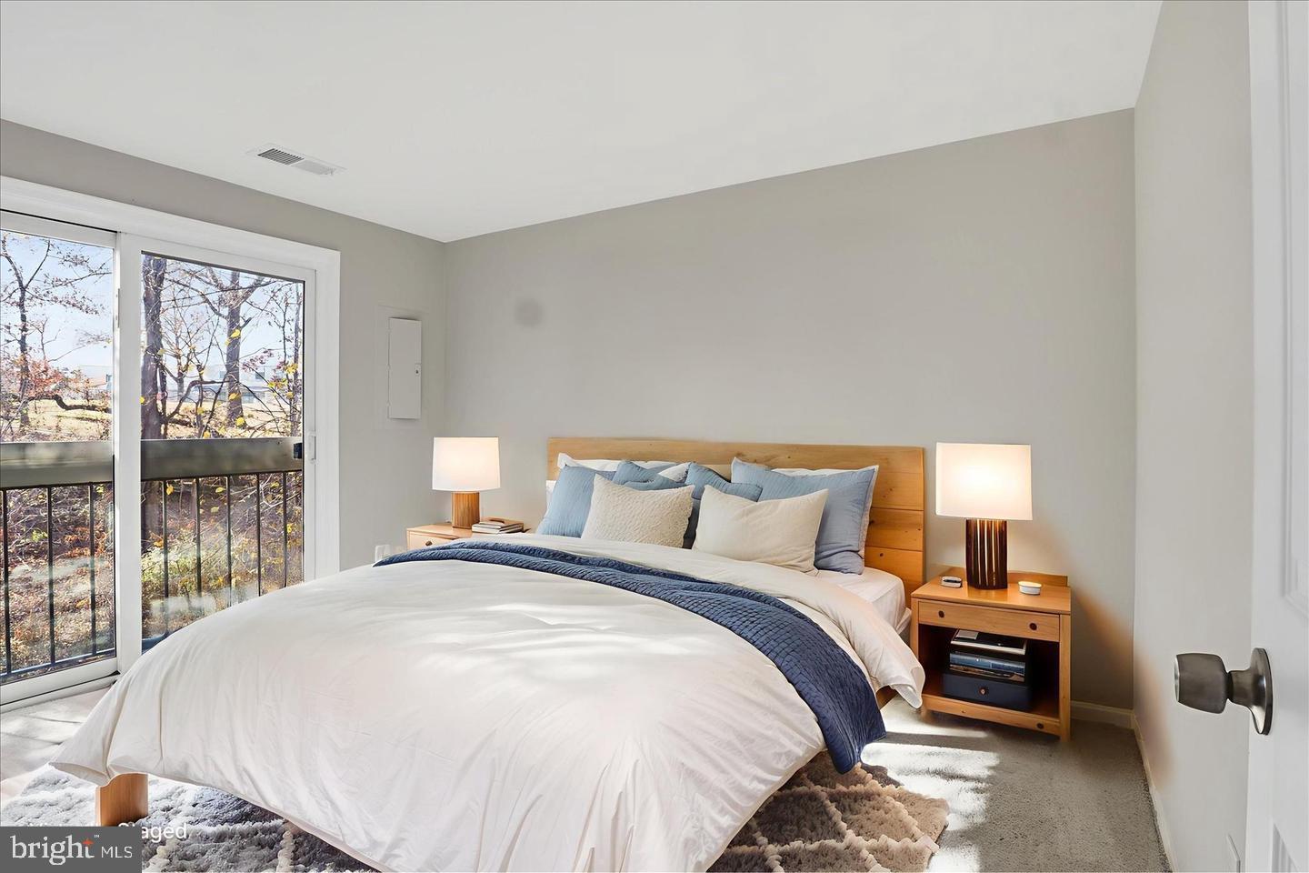 BEDFORD PARK - Residential