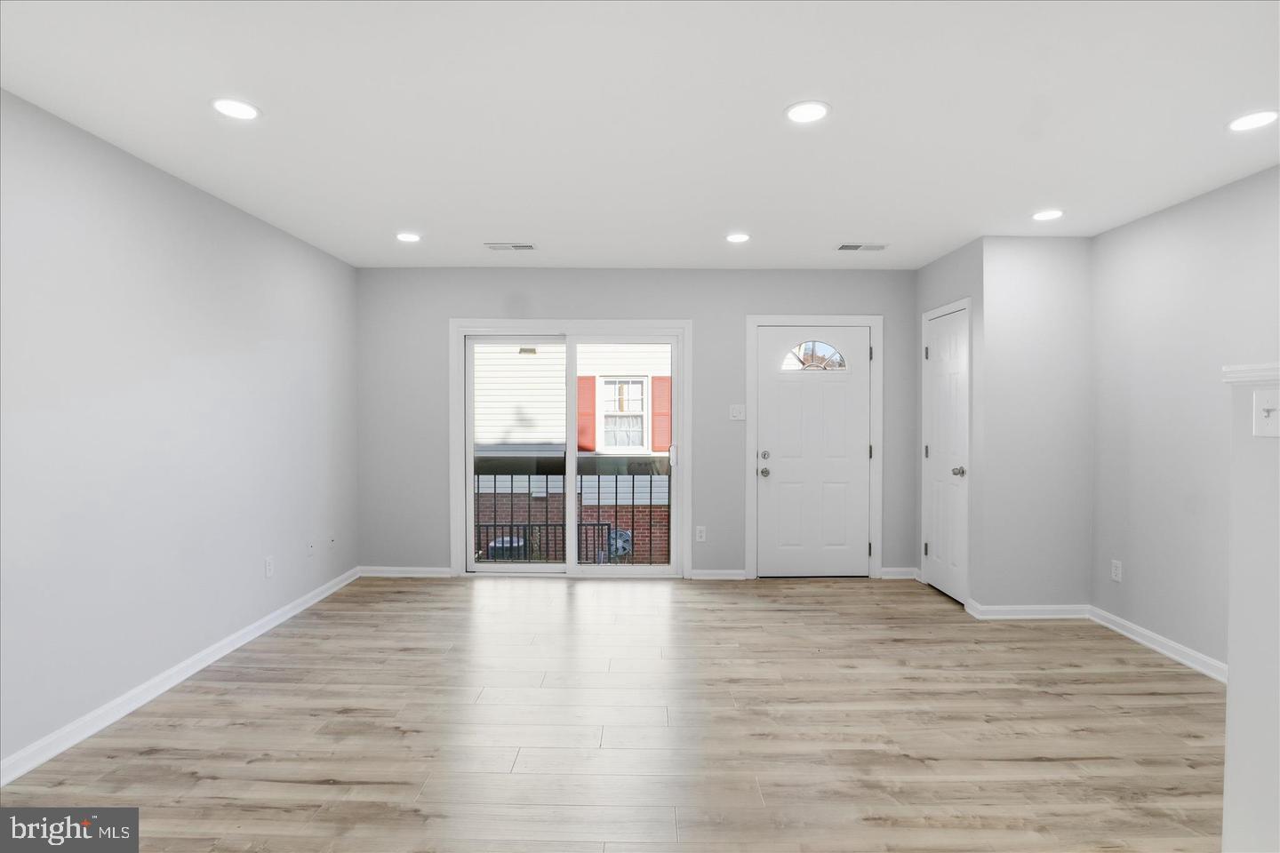 BEDFORD PARK - Residential