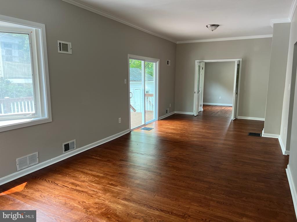 MOUNT RAINIER - Residential