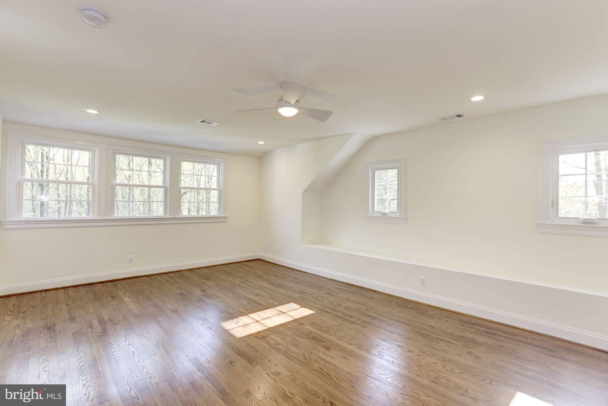 GREAT FALLS ESTATES - Residential