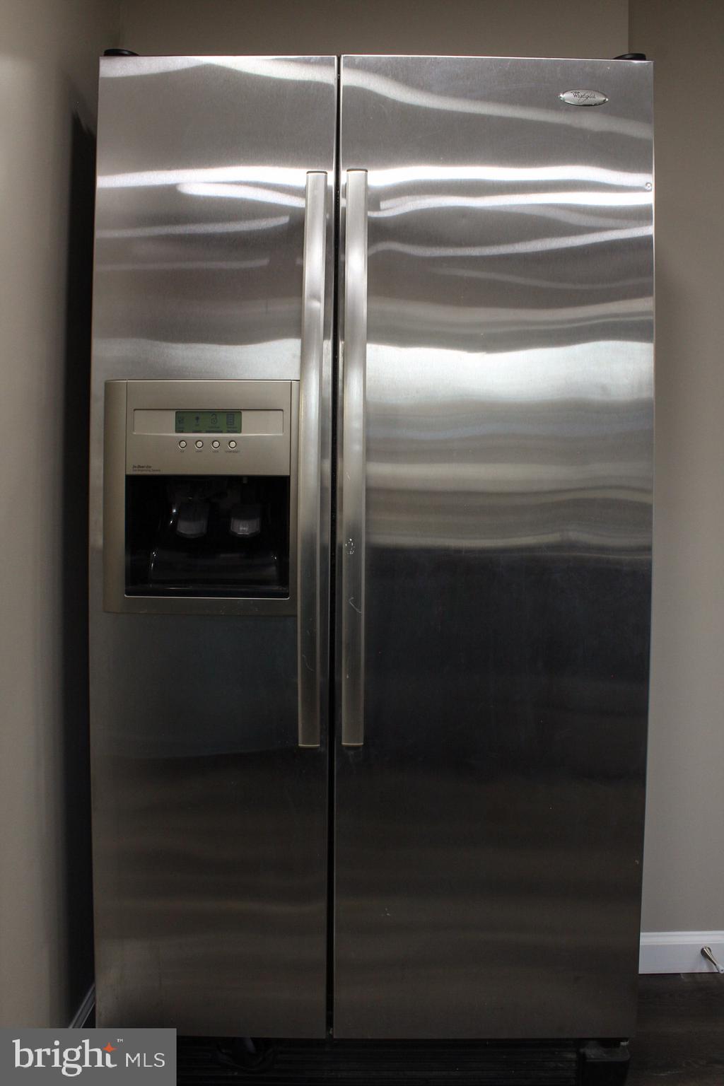 BIRD LAWN - Residential Lease