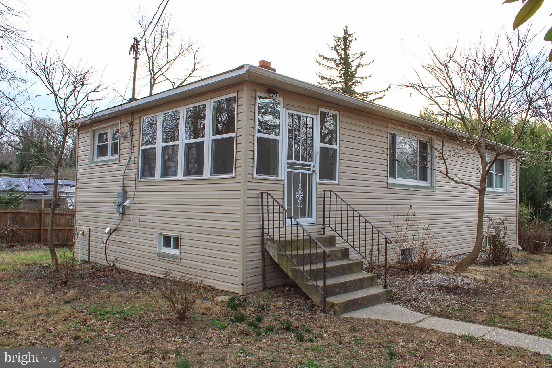 BIRD LAWN - Residential Lease