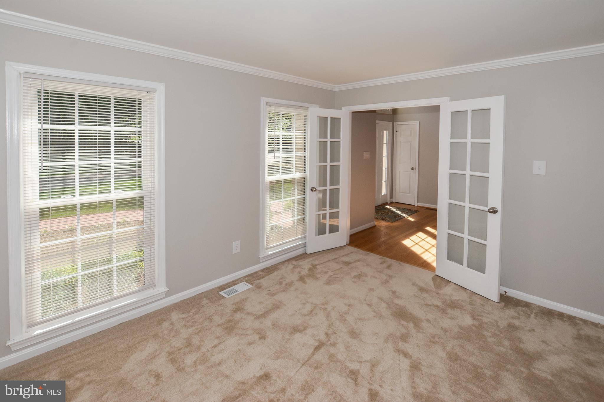 FAIRFAX STATION - Residential Lease