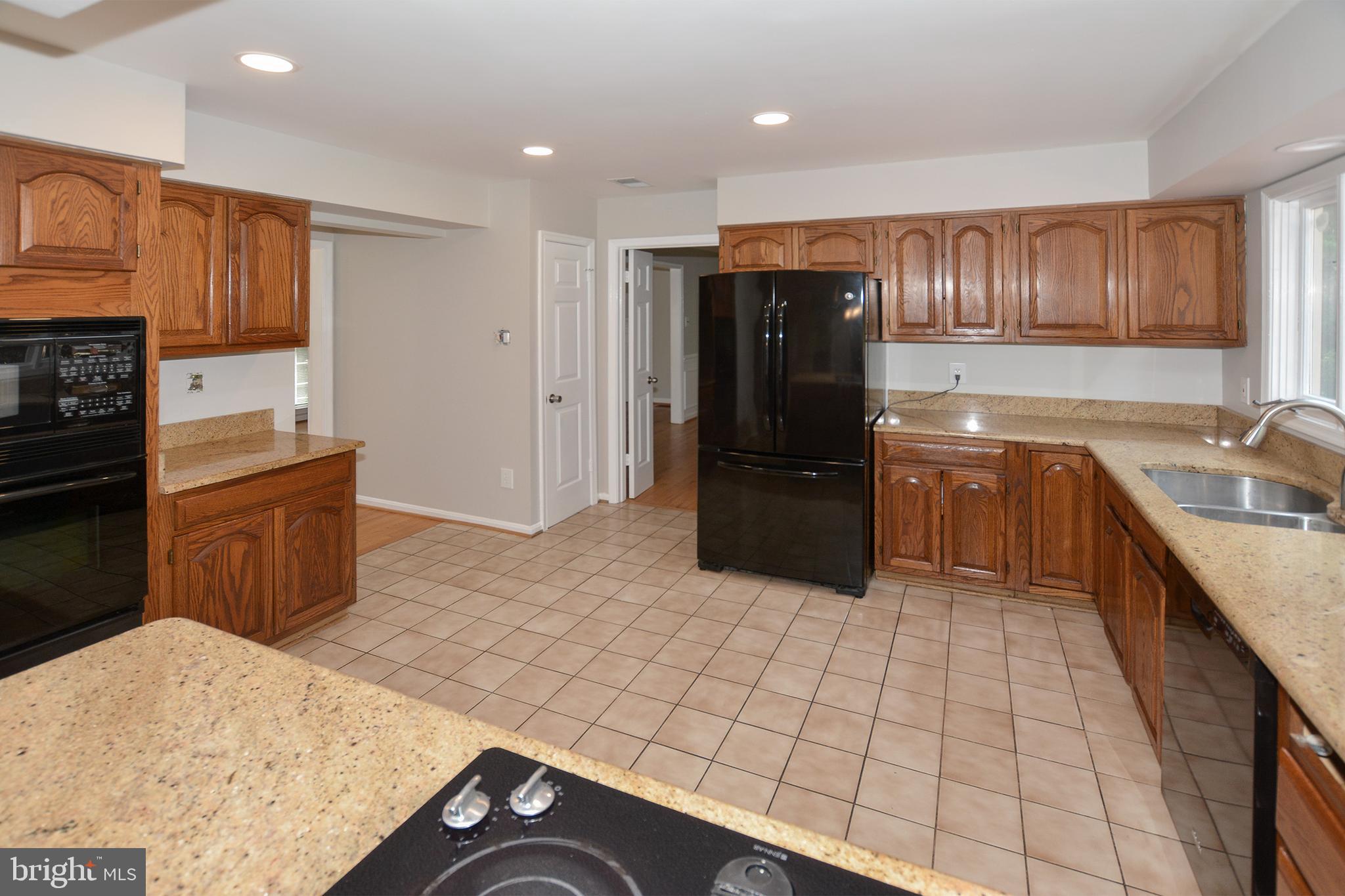 FAIRFAX STATION - Residential Lease