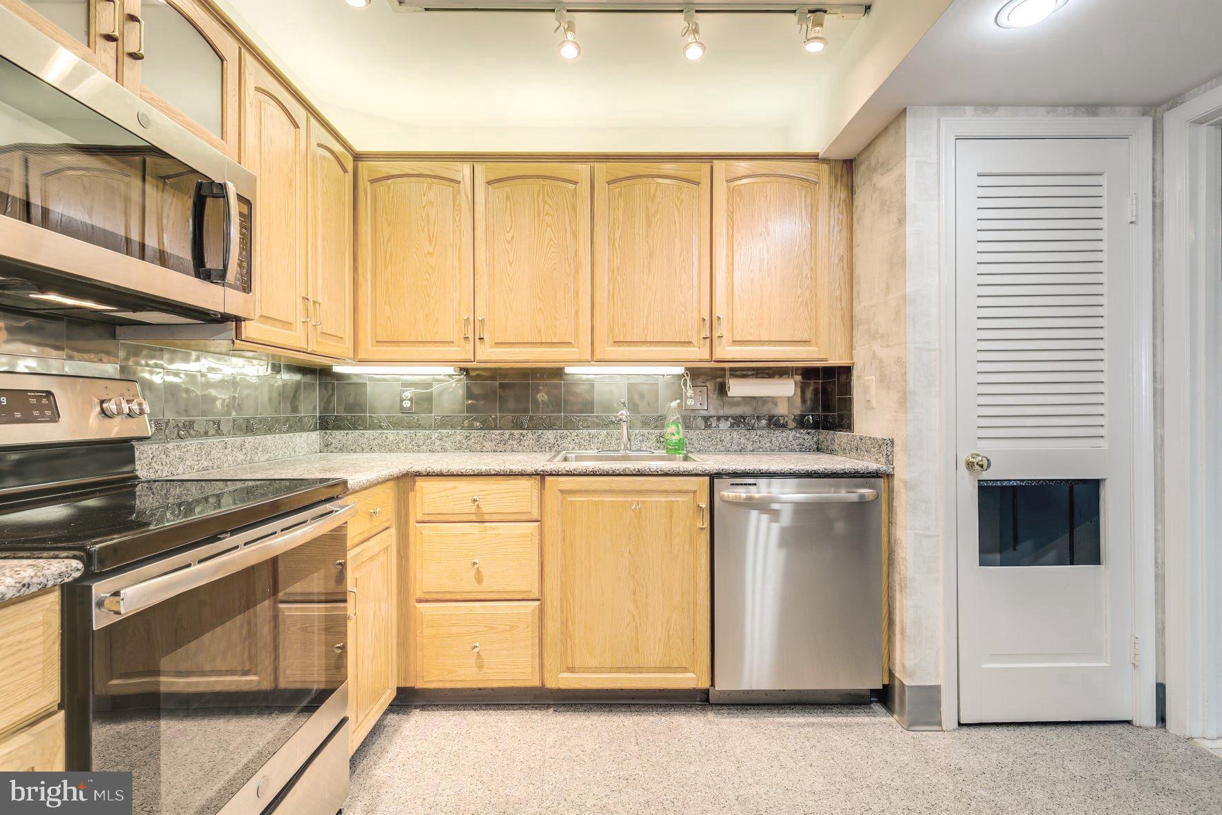 THE REPRESENTATIVE - Residential