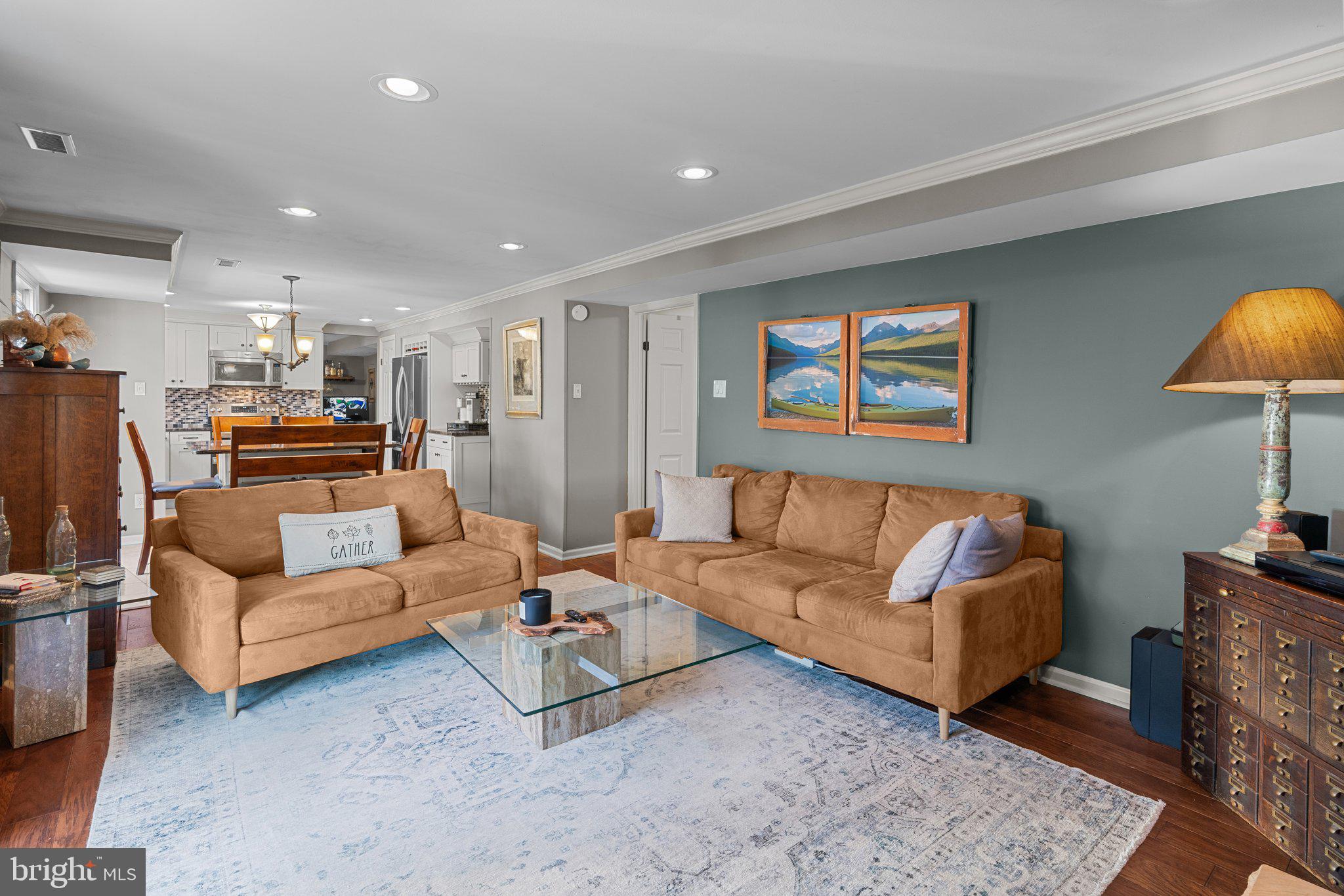 STURBRIDGE - Residential