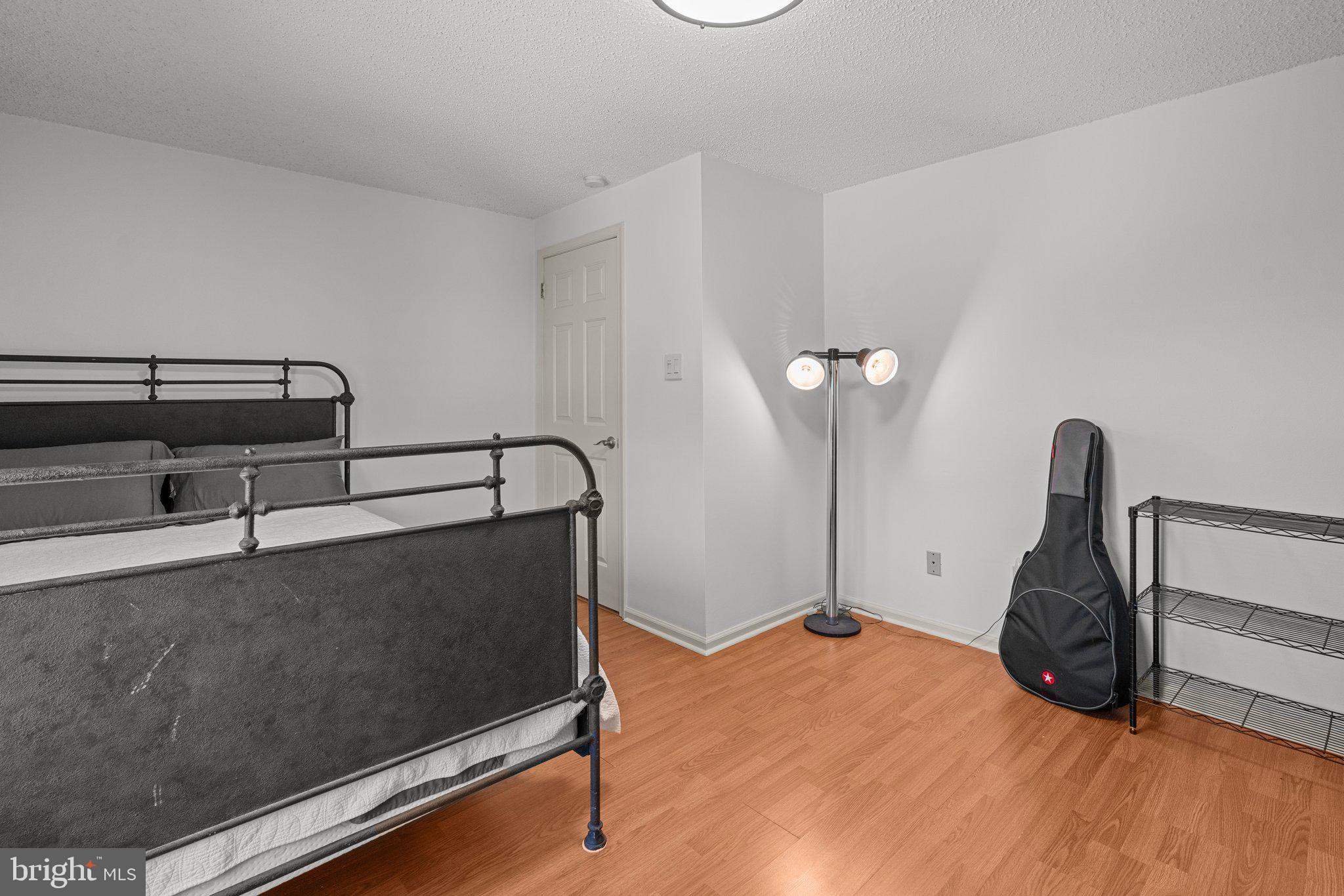 STURBRIDGE - Residential