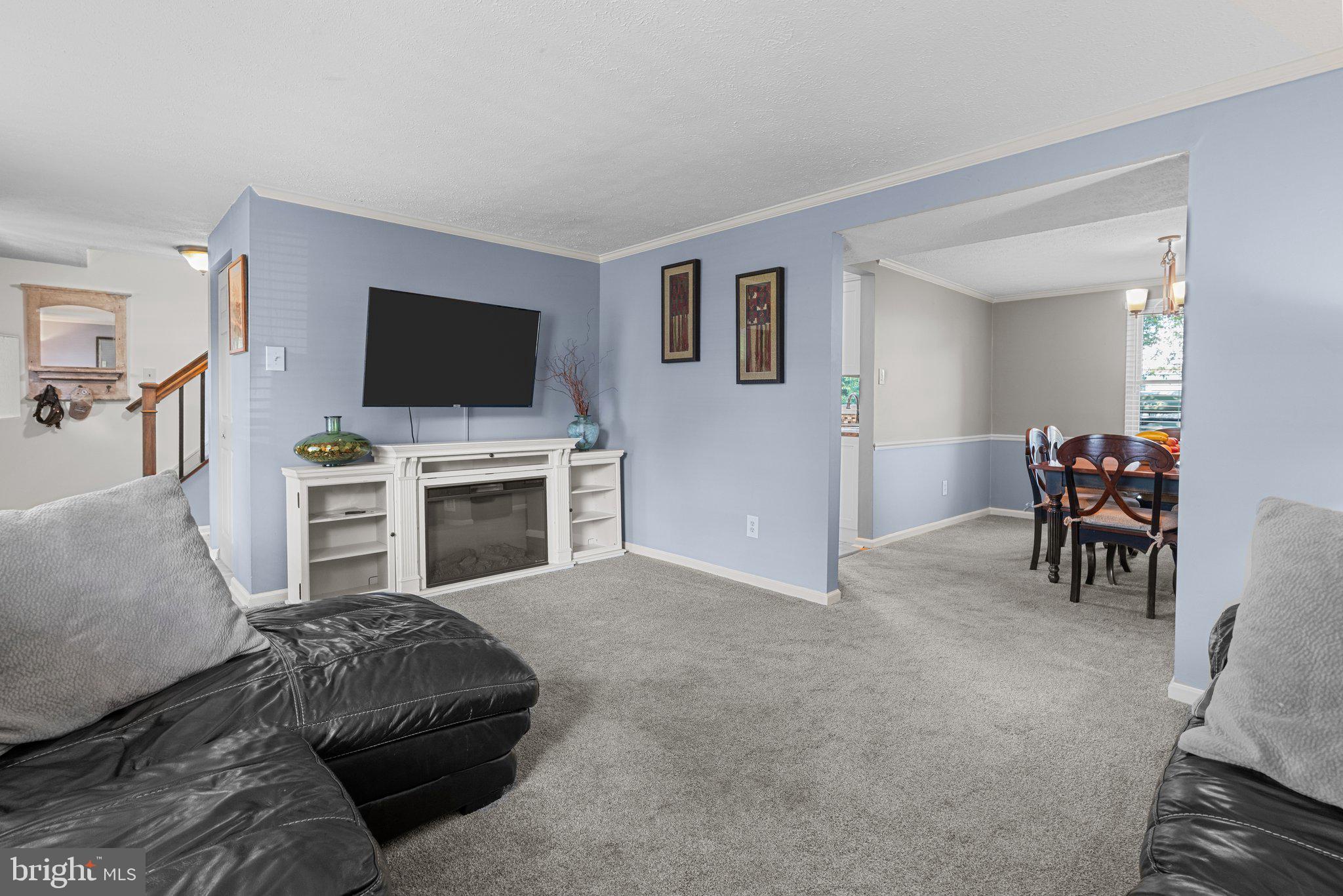 STURBRIDGE - Residential