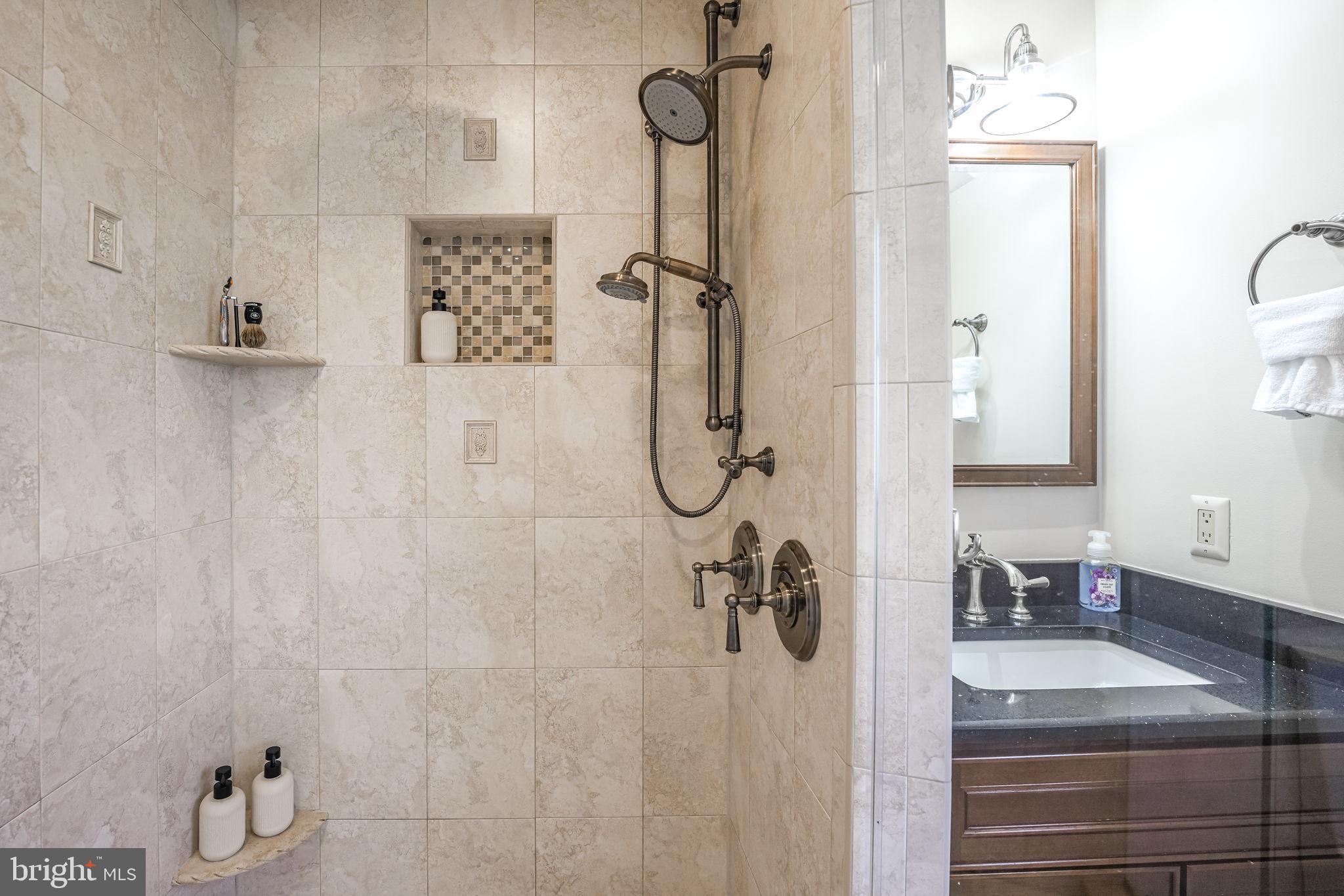 AQUIA CREEK - Residential