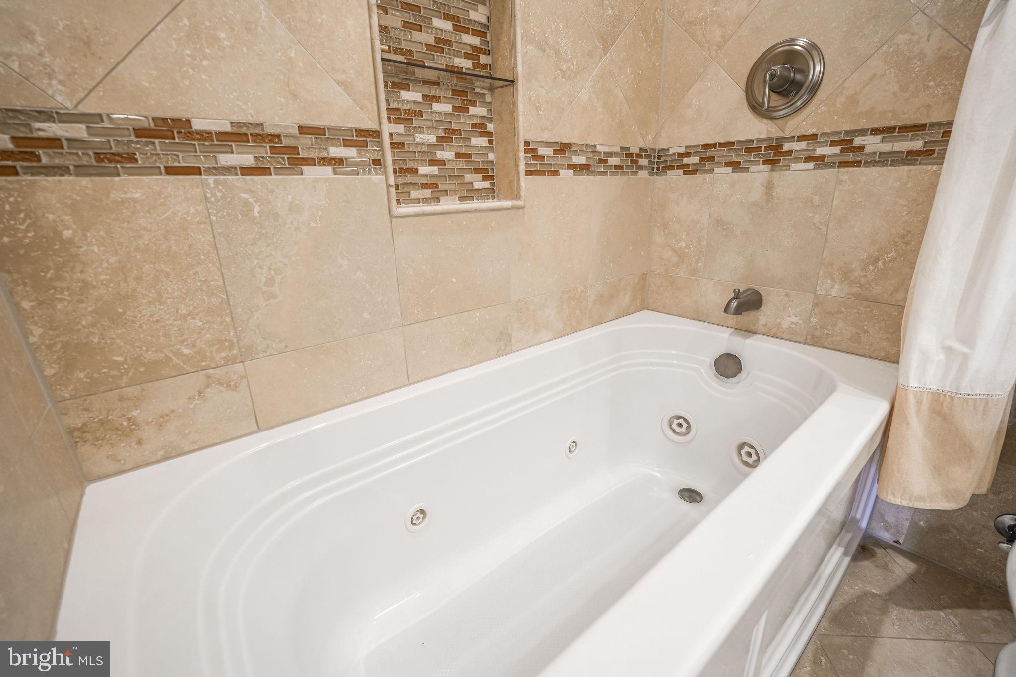 AQUIA CREEK - Residential