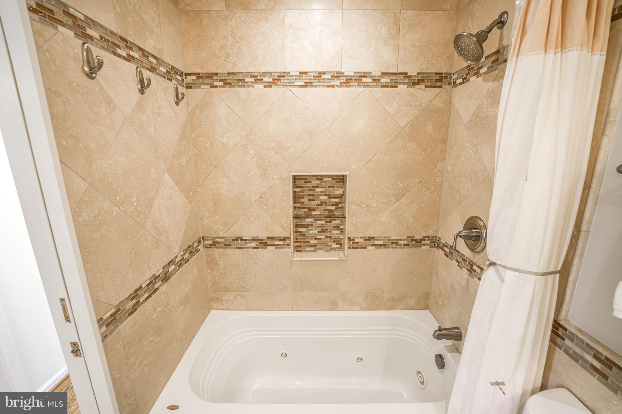 AQUIA CREEK - Residential