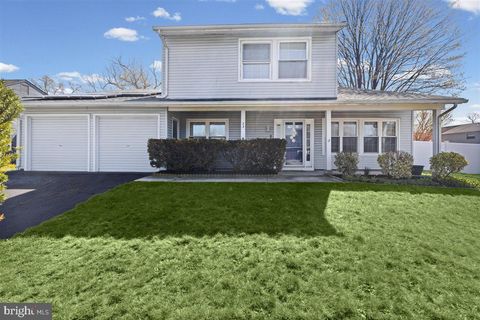 Homes For Sale - 23 Pinewood Lane<br/> SICKLERVILLE, NJ 08081