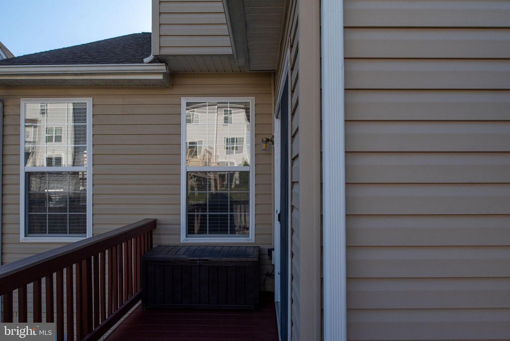 listing image 64