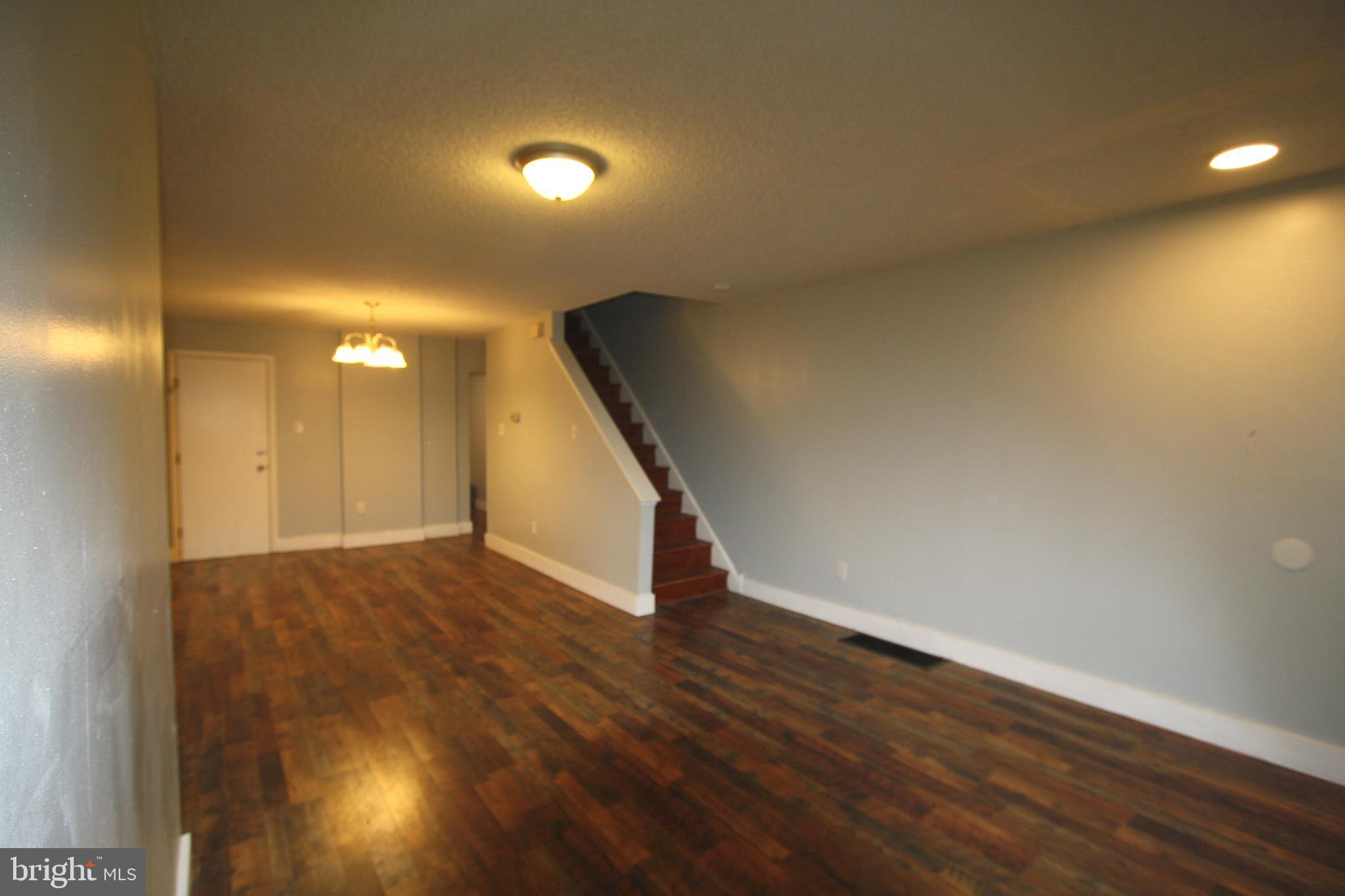 WHITMAN - Residential