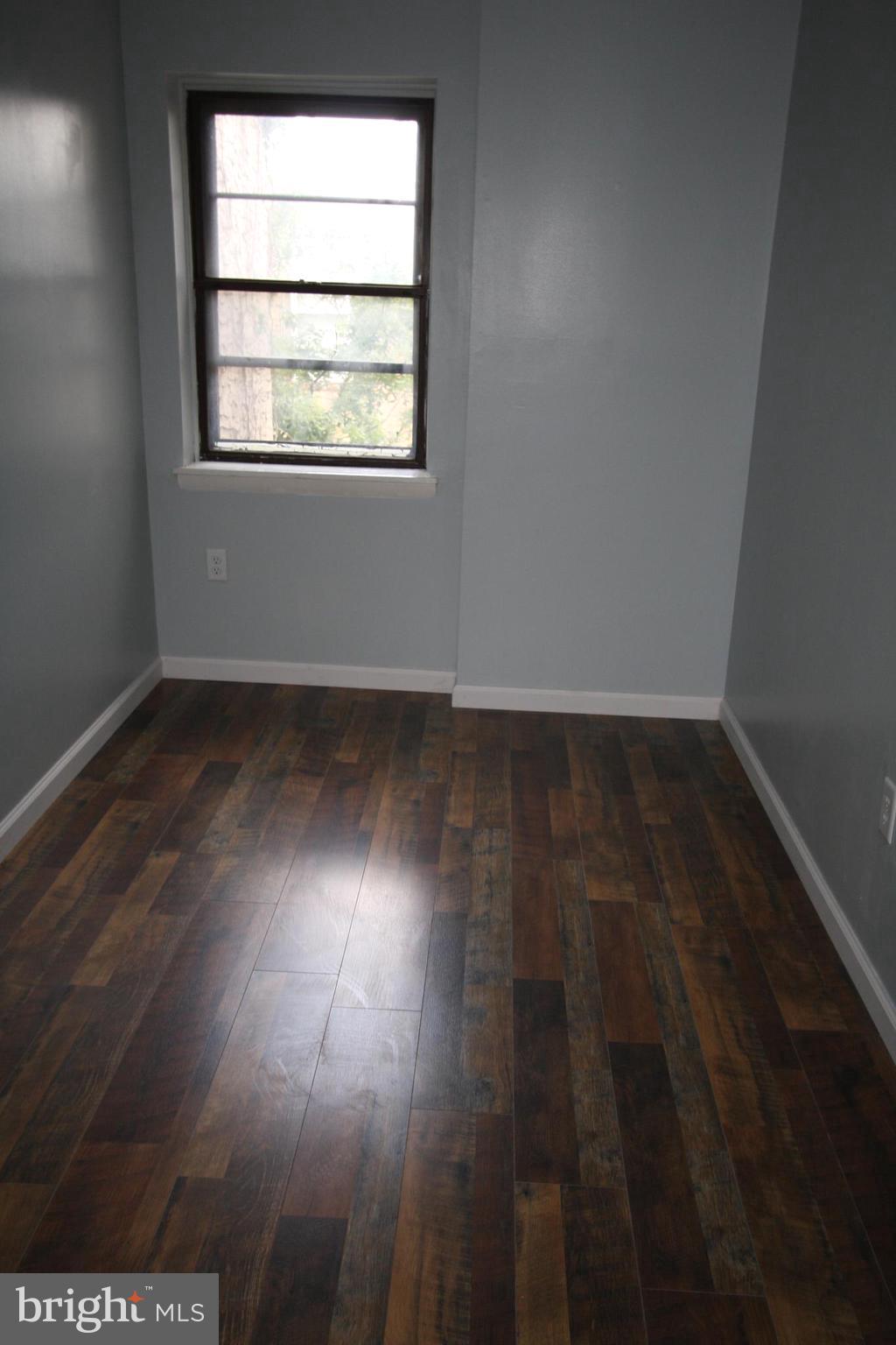 WHITMAN - Residential