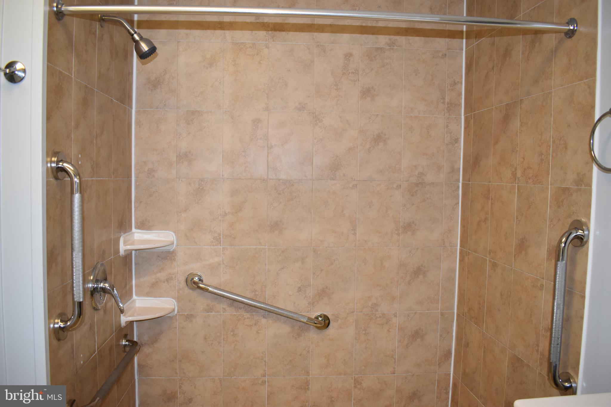 WHITMAN - Residential