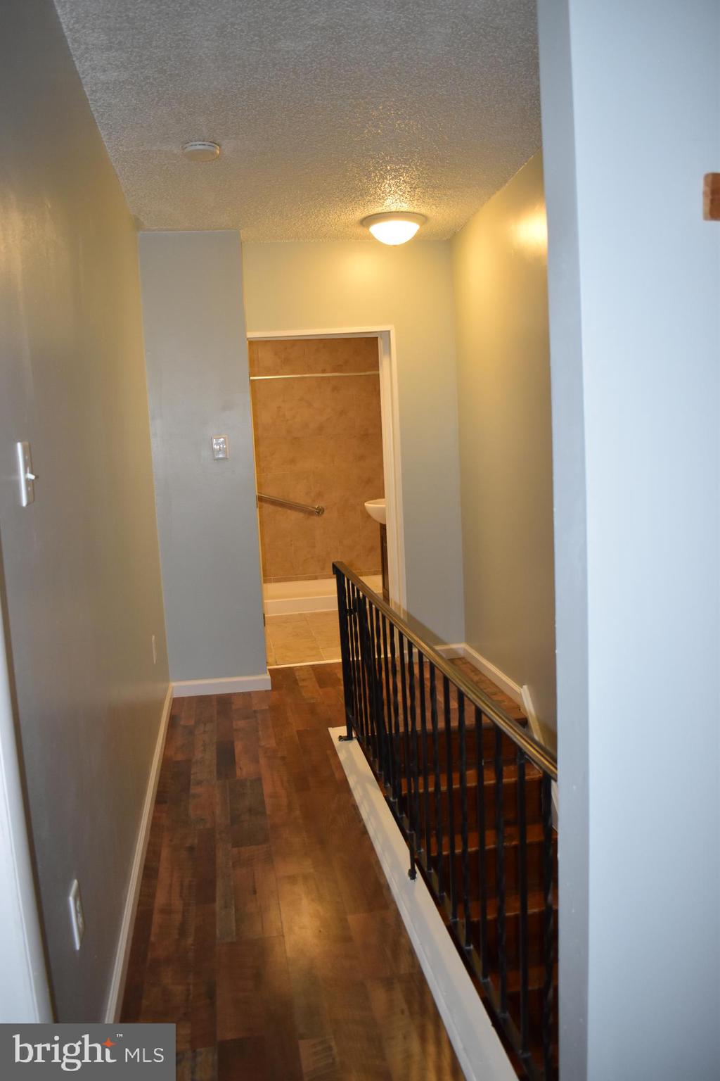 WHITMAN - Residential