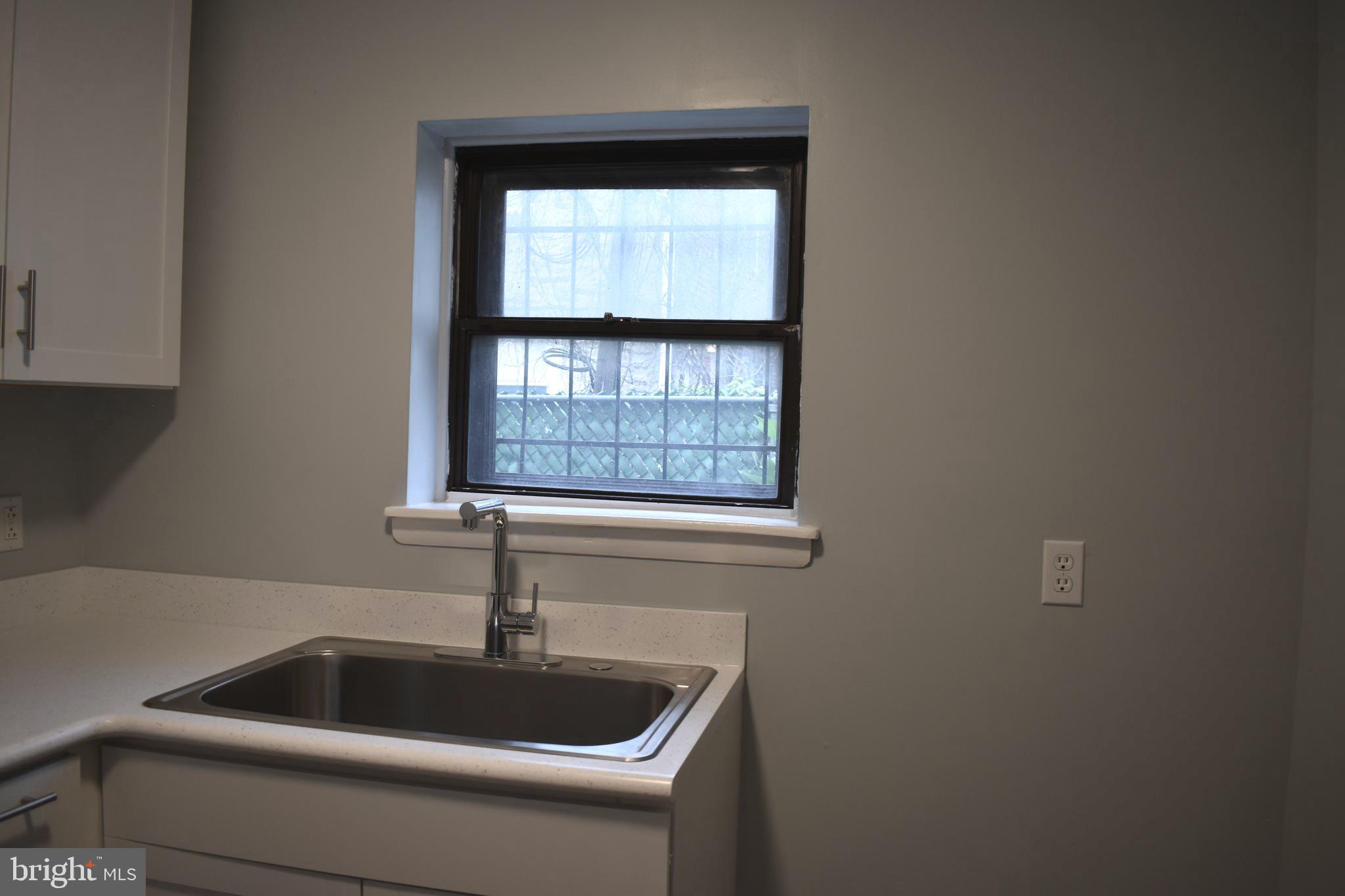 WHITMAN - Residential