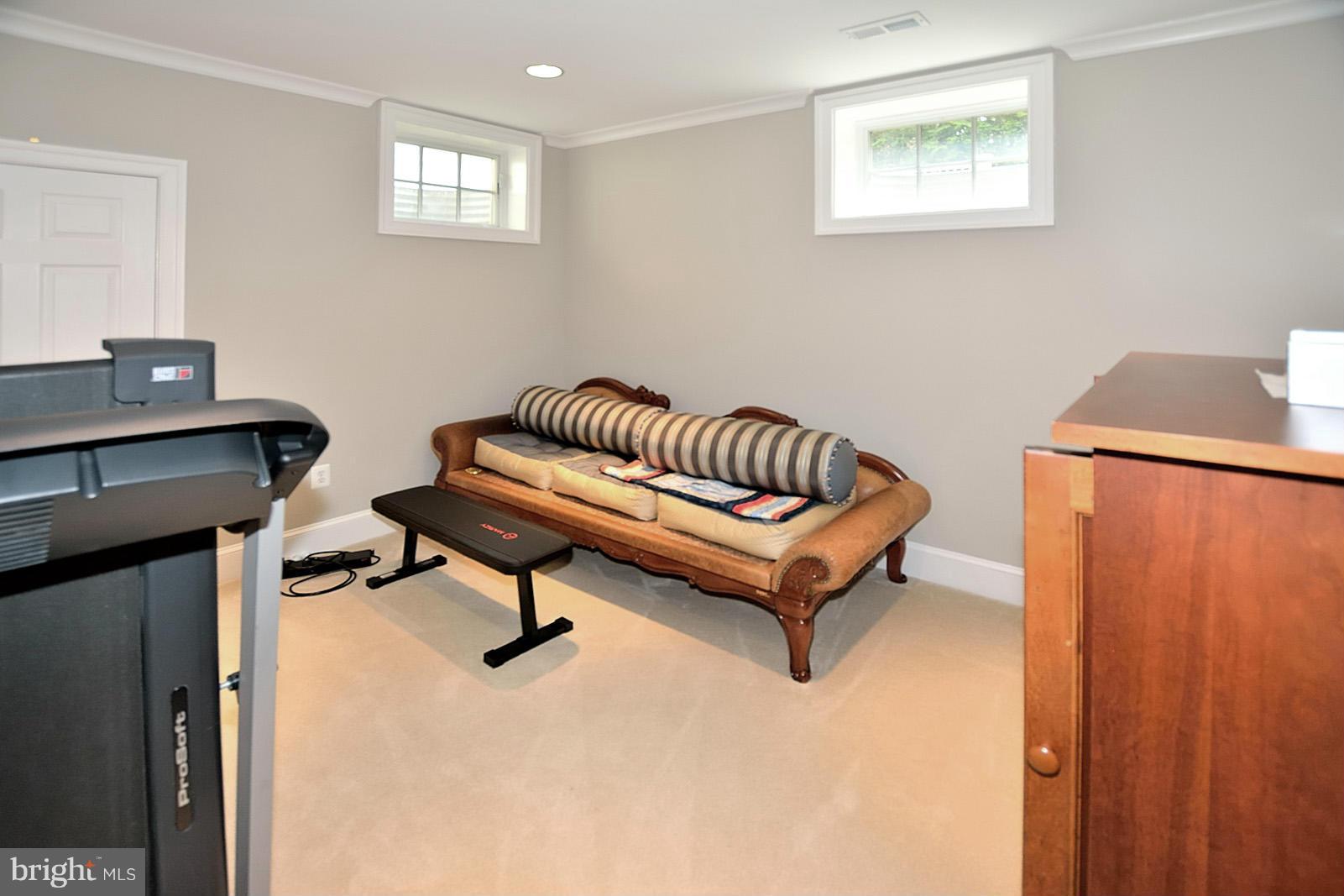 STOCKWELL MANOR - Residential