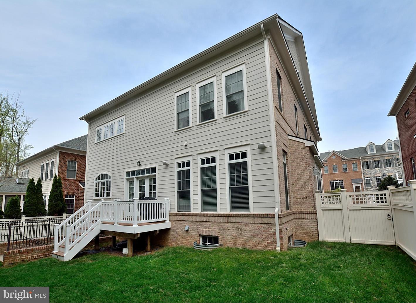 STOCKWELL MANOR - Residential