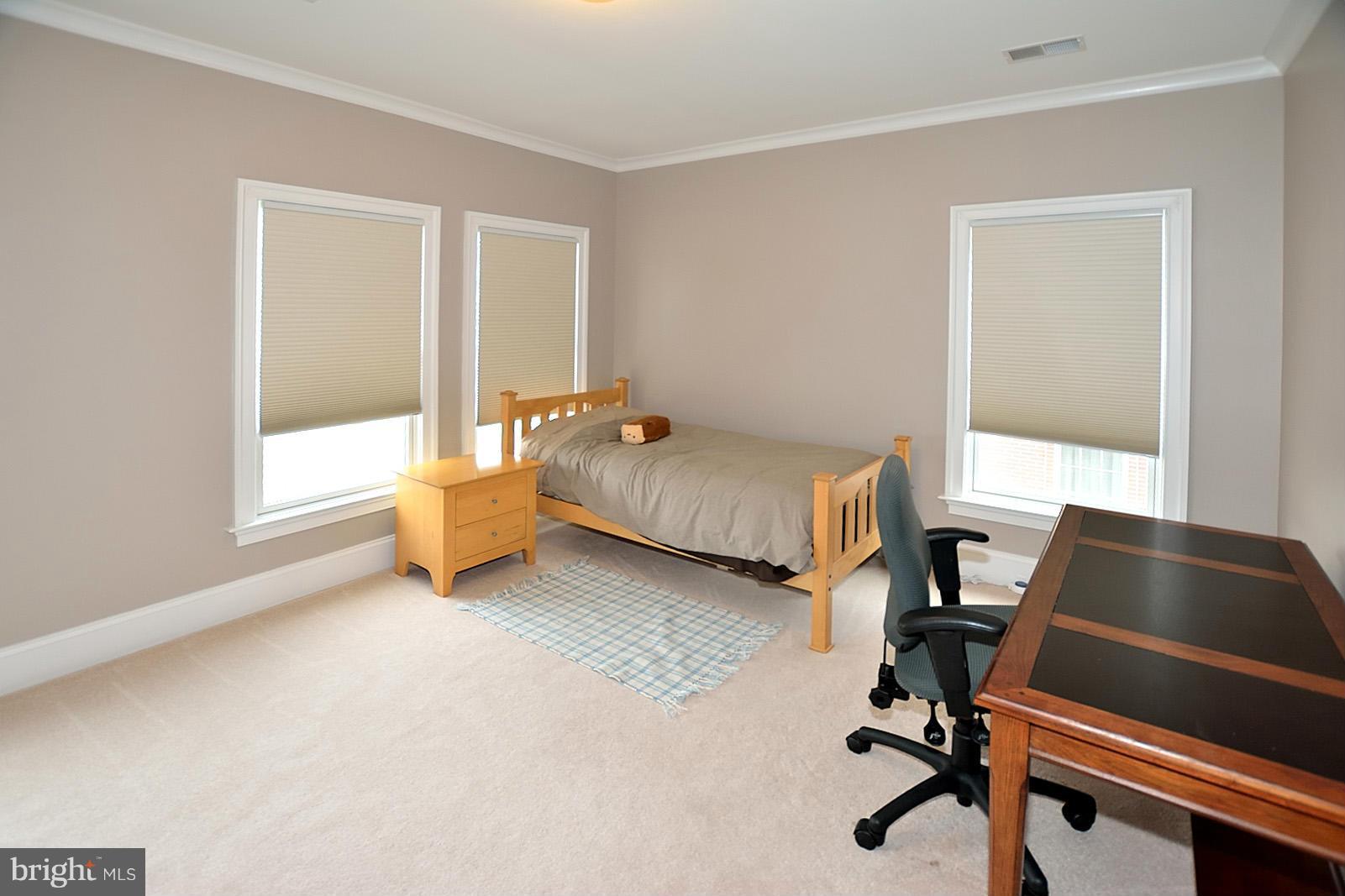 STOCKWELL MANOR - Residential