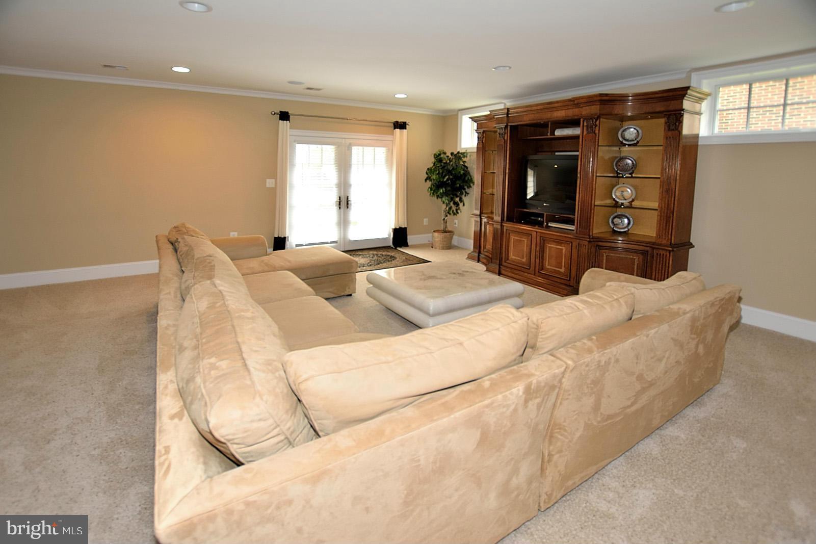 STOCKWELL MANOR - Residential