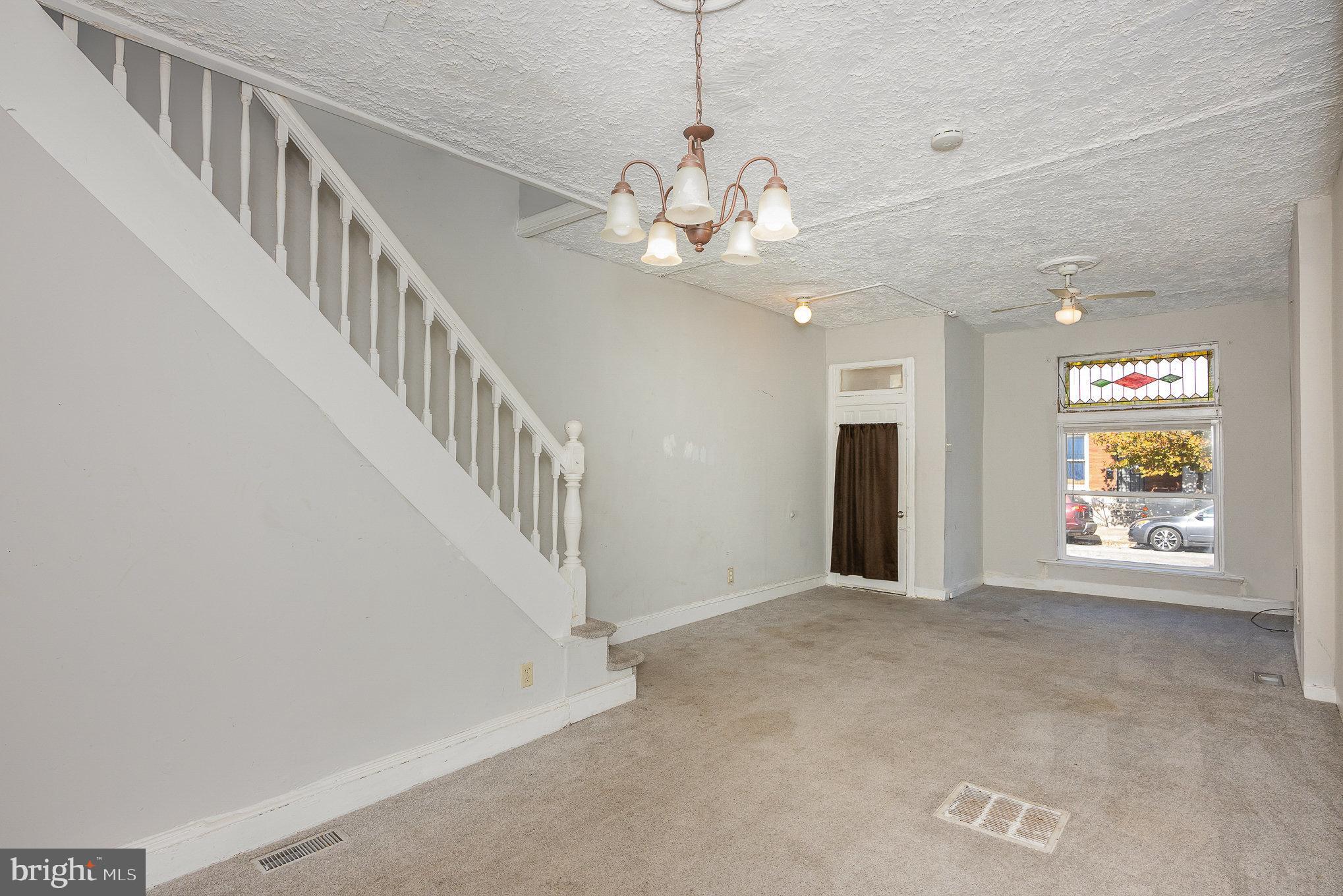 BROADWAY EAST - Residential