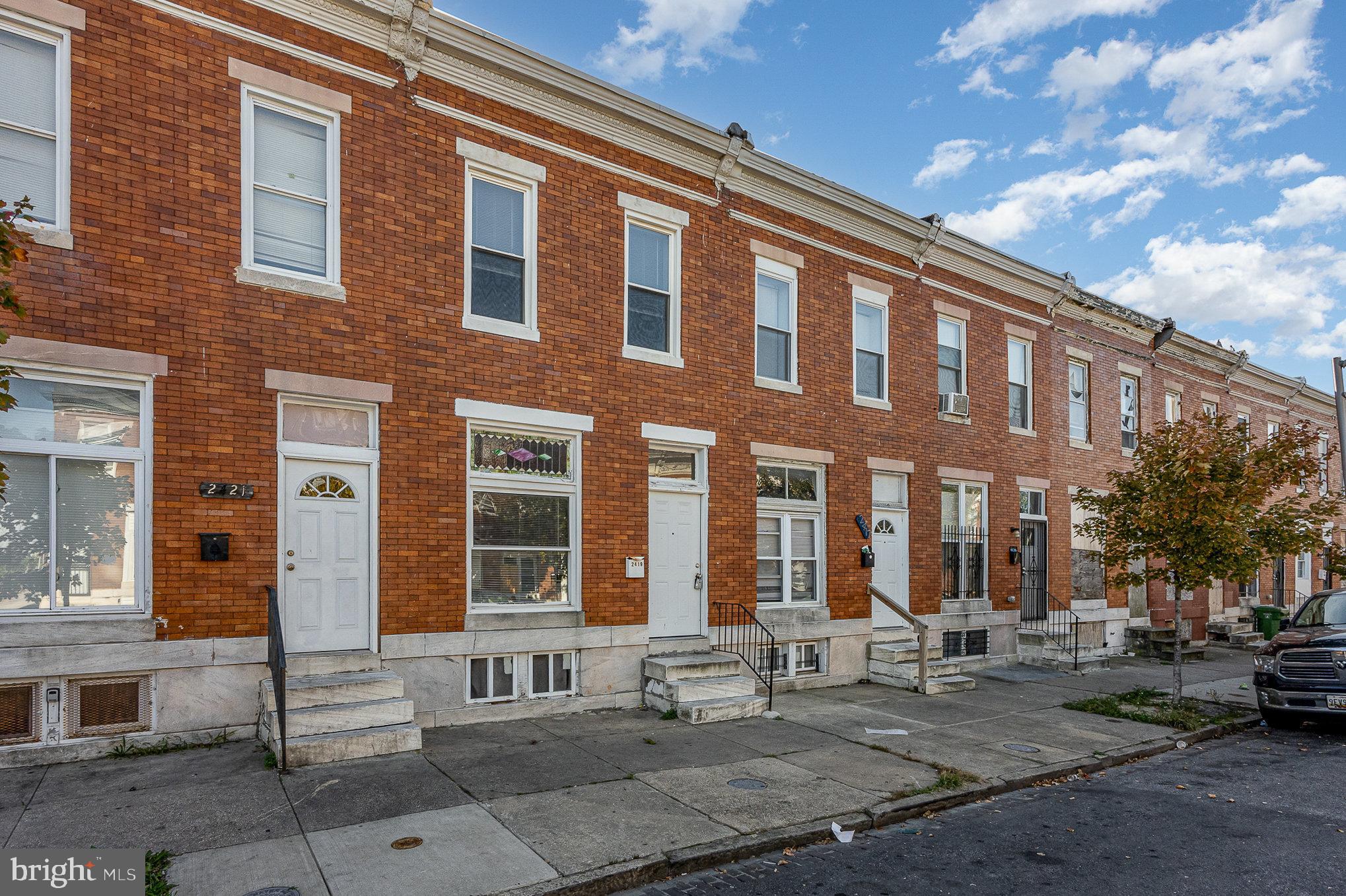 BROADWAY EAST - Residential