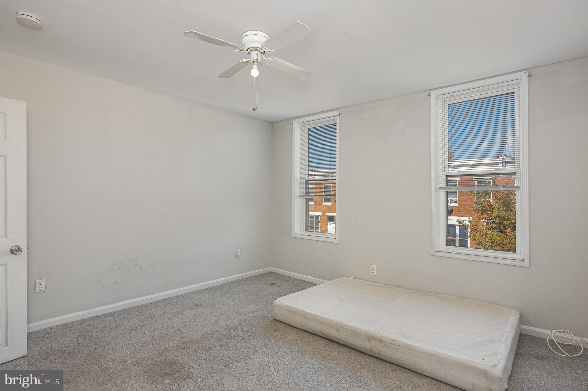 BROADWAY EAST - Residential