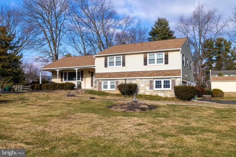 Photo of 610 Wade Avenue, HORSHAM, PA 19044 (MLS # PAMC2164992)