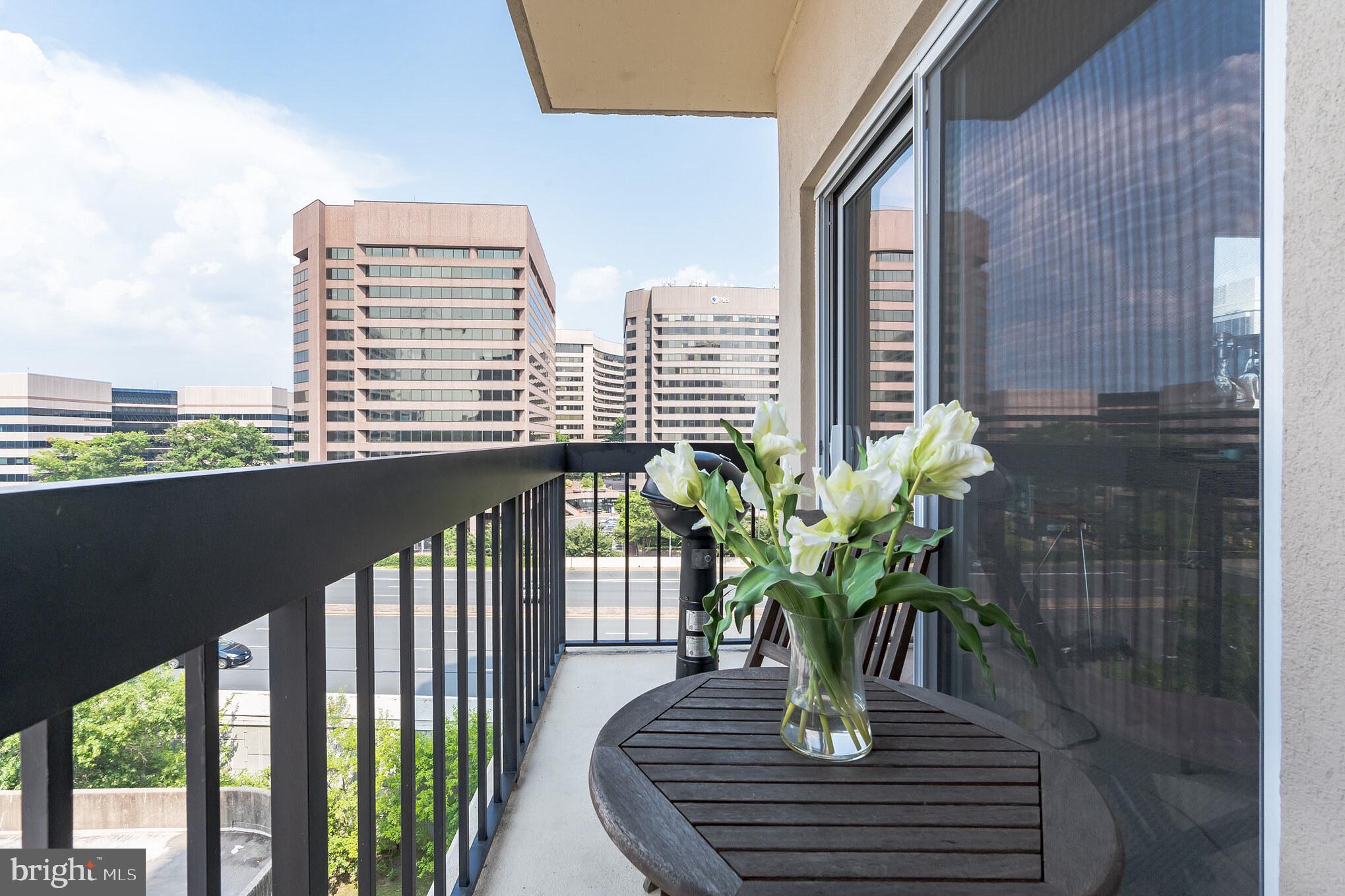 BELLA VISTA CONDOMINIUM - Residential