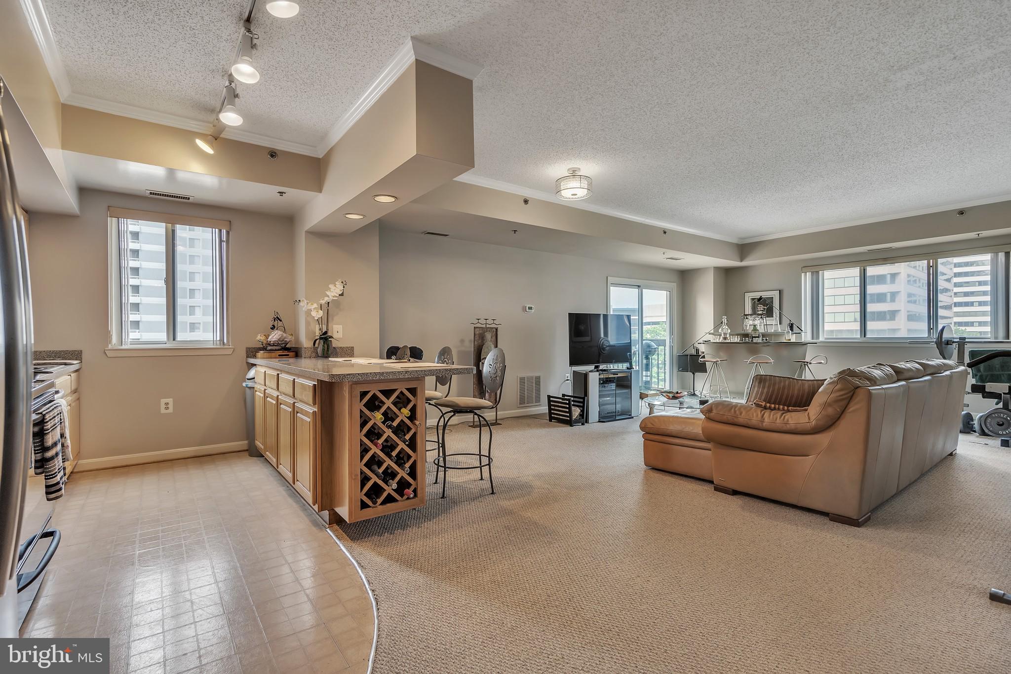 BELLA VISTA CONDOMINIUM - Residential