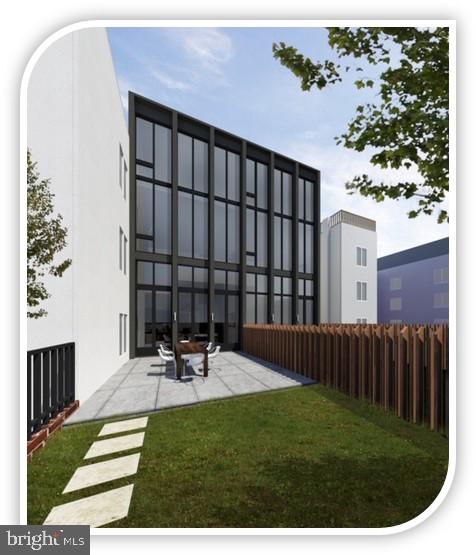 QUEEN VILLAGE - Residential