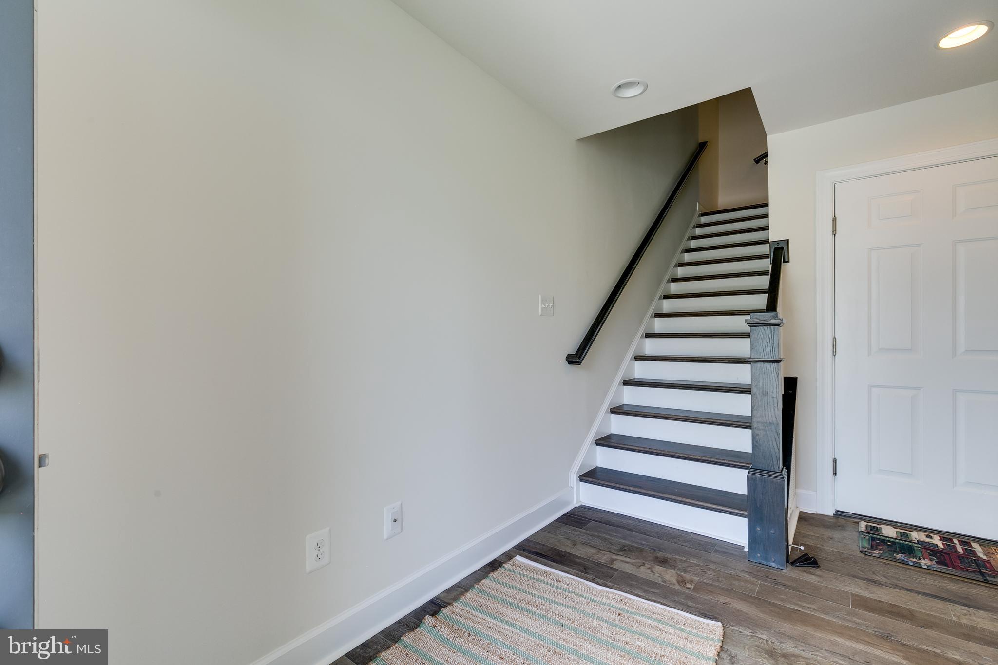 RIVERDALE PARK STATION - Residential Lease