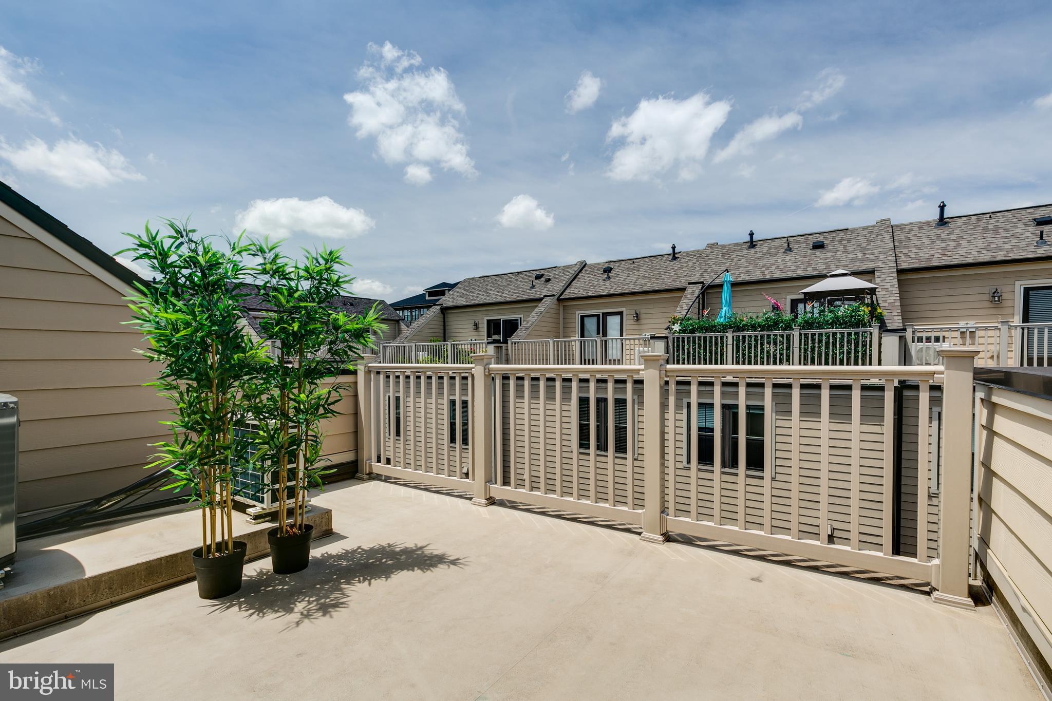 RIVERDALE PARK STATION - Residential Lease