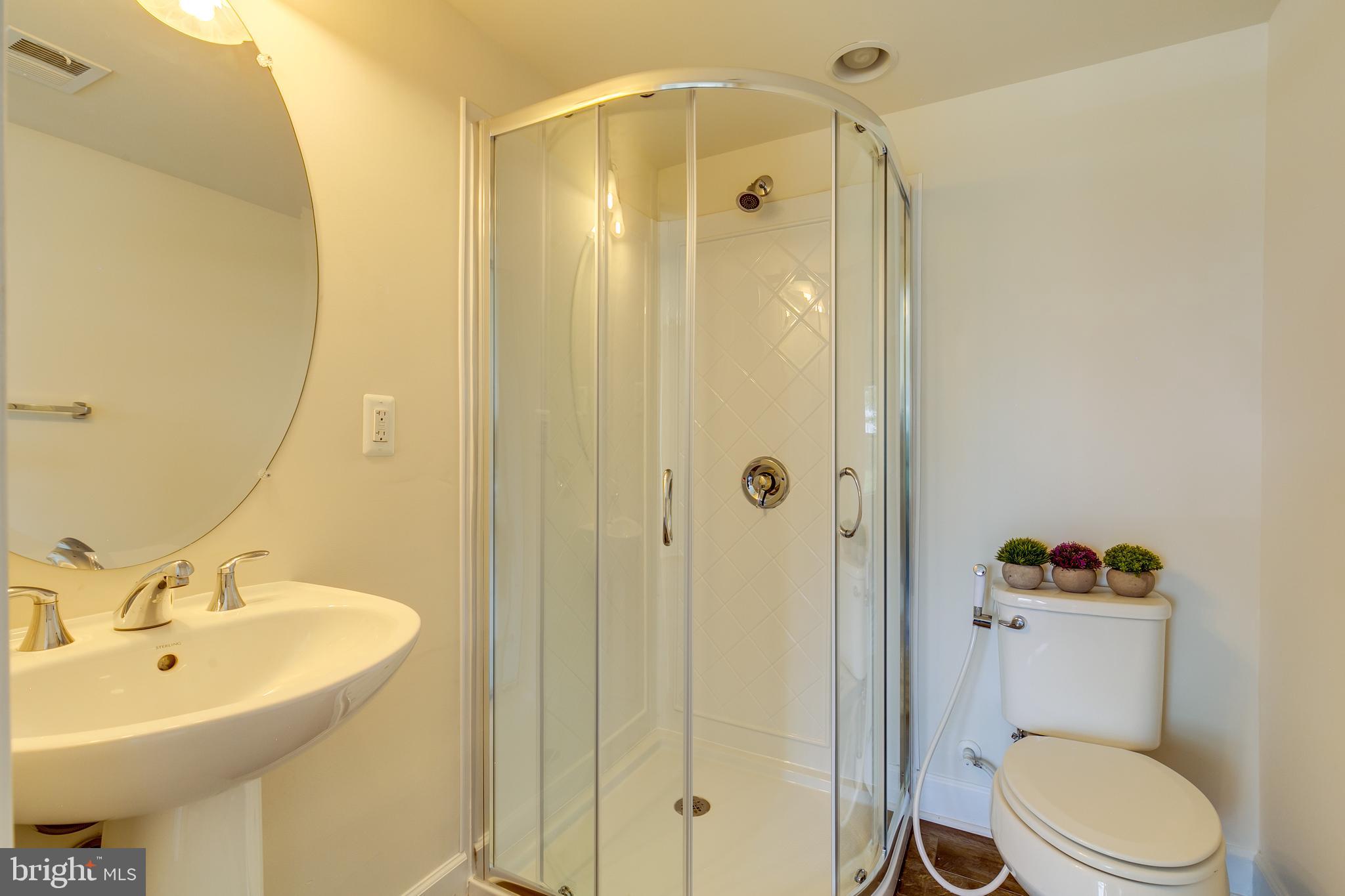 RIVERDALE PARK STATION - Residential Lease