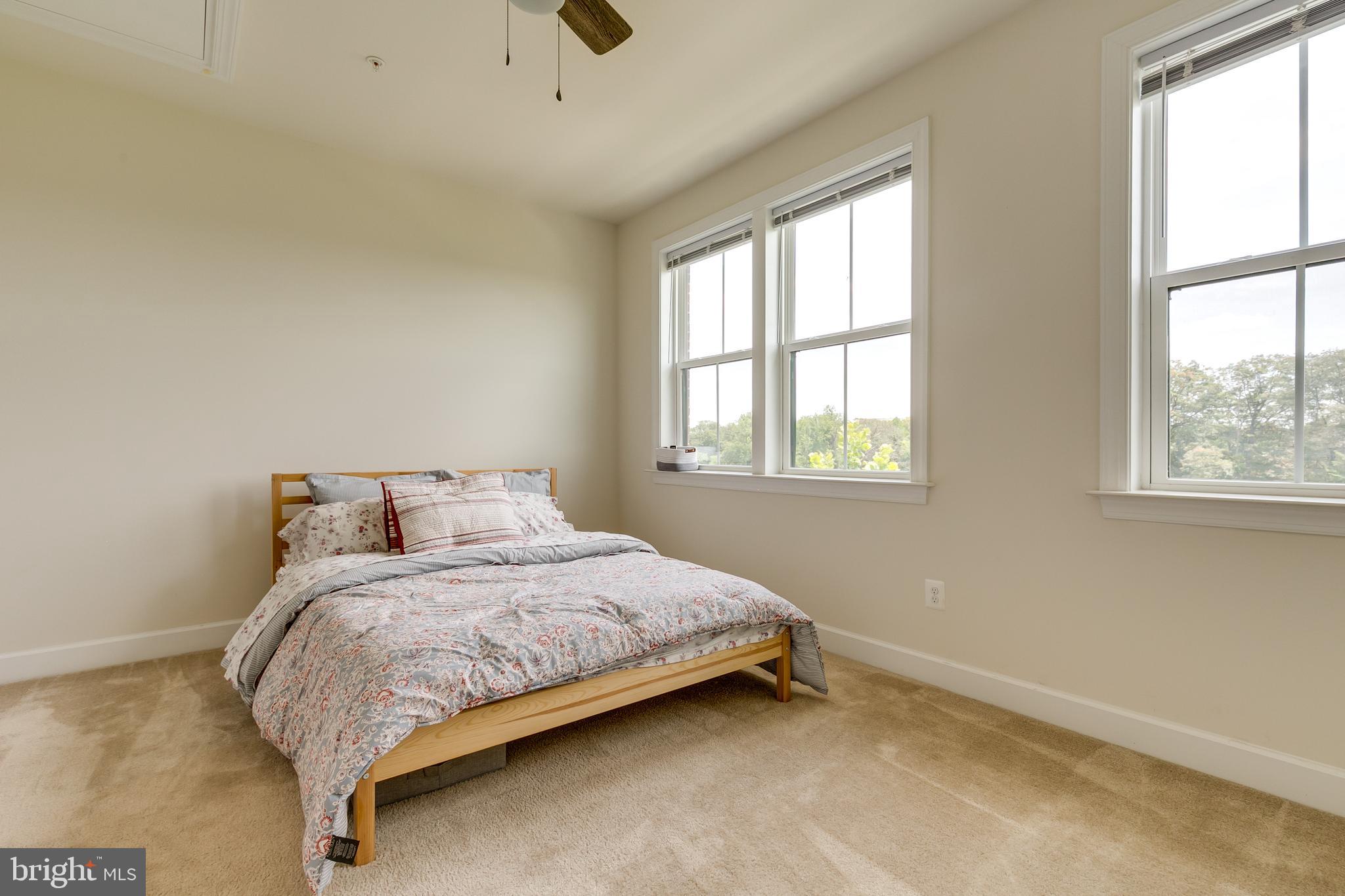 RIVERDALE PARK STATION - Residential Lease