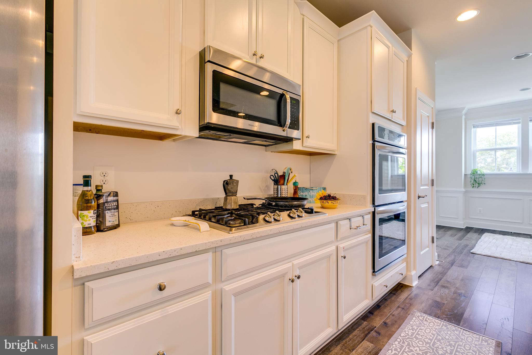 RIVERDALE PARK STATION - Residential Lease